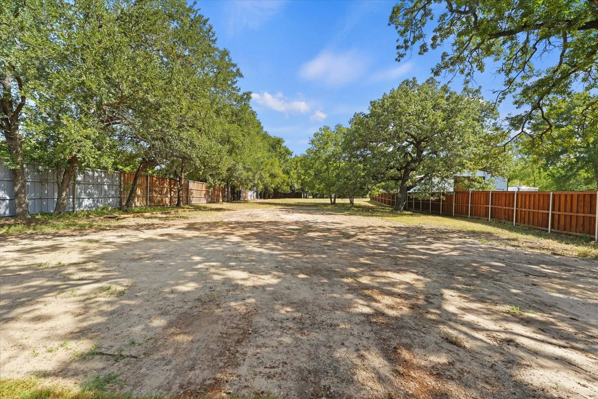 Single Family Residence For Sale in Tarrant County , 605 N Stewart Street, Azle, Texas 76020, 4 Bedroom, 2 Bathroom, 2 Garage spaces, 1,863 Sqft, built in 2026, mls#21337976, Real Estate Agent in Azle, Homes For Sale in Tarrant county, Homes For Sale in Azle, Realtor in Azle Texas, Real Estate Brokerage Independent Realty Texas, Luminita Cordes Realtor