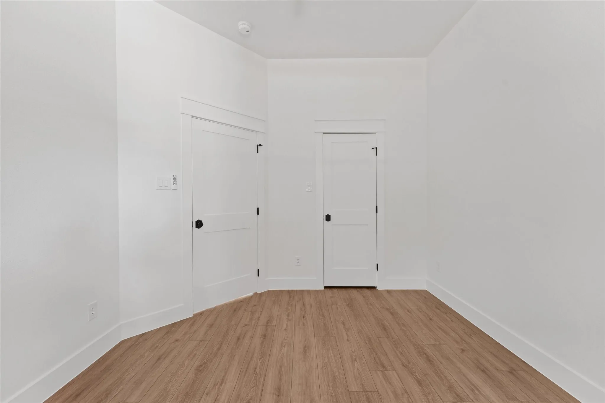 Single Family Residence For Sale in Tarrant County , 605 N Stewart Street, Azle, Texas 76020, 4 Bedroom, 2 Bathroom, 2 Garage spaces, 1,863 Sqft, built in 2026, mls#21337976, Real Estate Agent in Azle, Homes For Sale in Tarrant county, Homes For Sale in Azle, Realtor in Azle Texas, Real Estate Brokerage Independent Realty Texas, Luminita Cordes Realtor