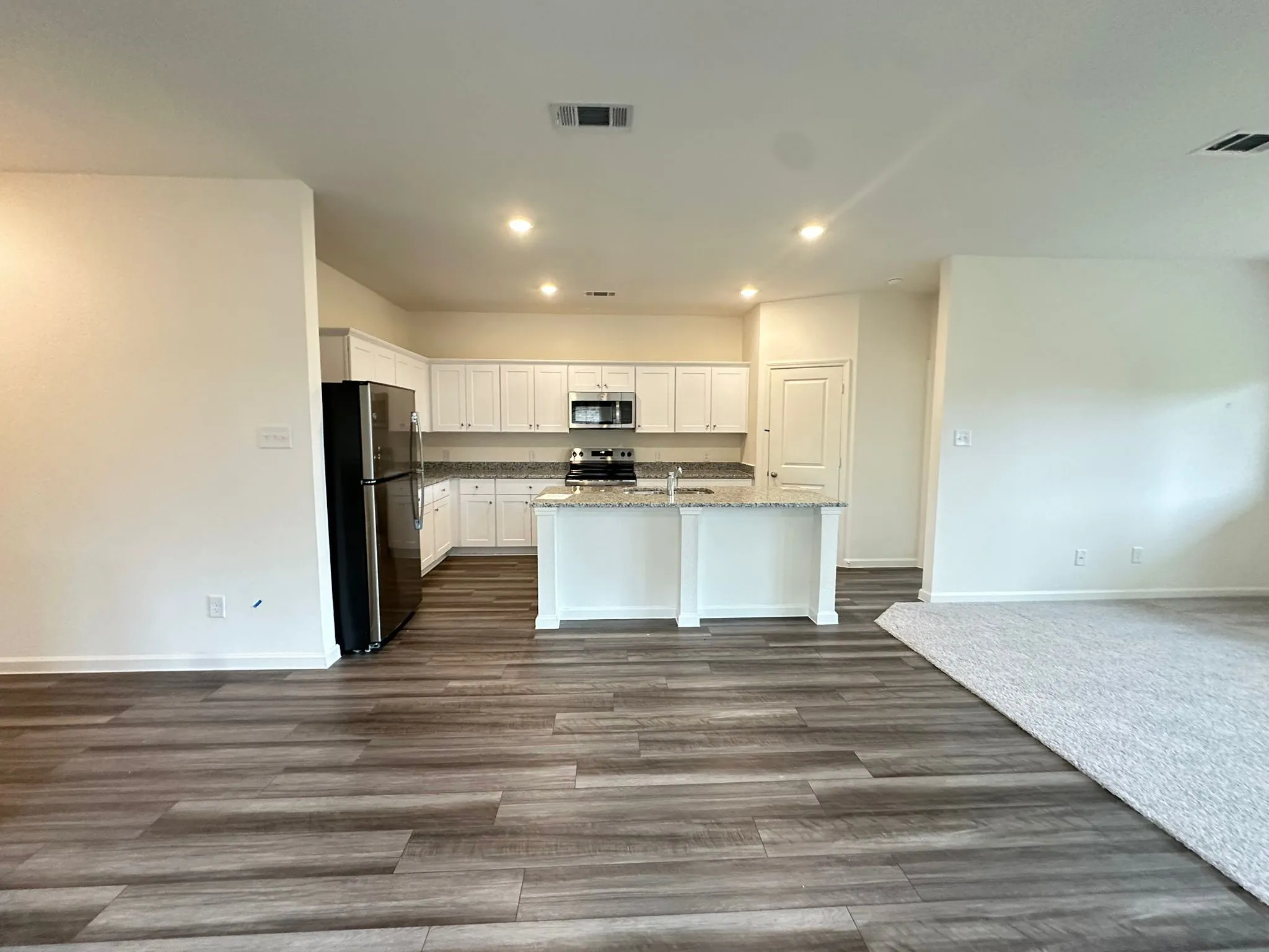 Single Family Residence For Rent in Kaufman County , 1855 Lockhart Drive, Forney, Texas 75126, 4 Bedroom, 3 Bathroom, 2 Garage spaces, 1,912 Sqft, built in 2025, mls#21337979, Real Estate Agent in Forney, Homes For Rent in Kaufman county, Homes For Rent in Forney, Realtor in Forney Texas, Real Estate Brokerage Independent Realty Texas, Luminita Cordes Realtor