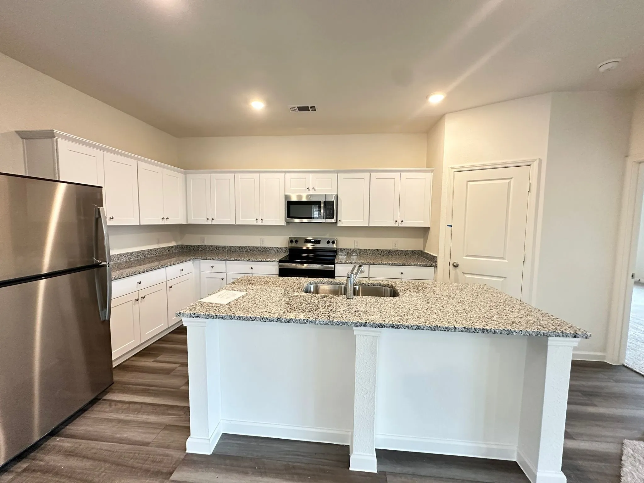 Single Family Residence For Rent in Kaufman County , 1855 Lockhart Drive, Forney, Texas 75126, 4 Bedroom, 3 Bathroom, 2 Garage spaces, 1,912 Sqft, built in 2025, mls#21337979, Real Estate Agent in Forney, Homes For Rent in Kaufman county, Homes For Rent in Forney, Realtor in Forney Texas, Real Estate Brokerage Independent Realty Texas, Luminita Cordes Realtor