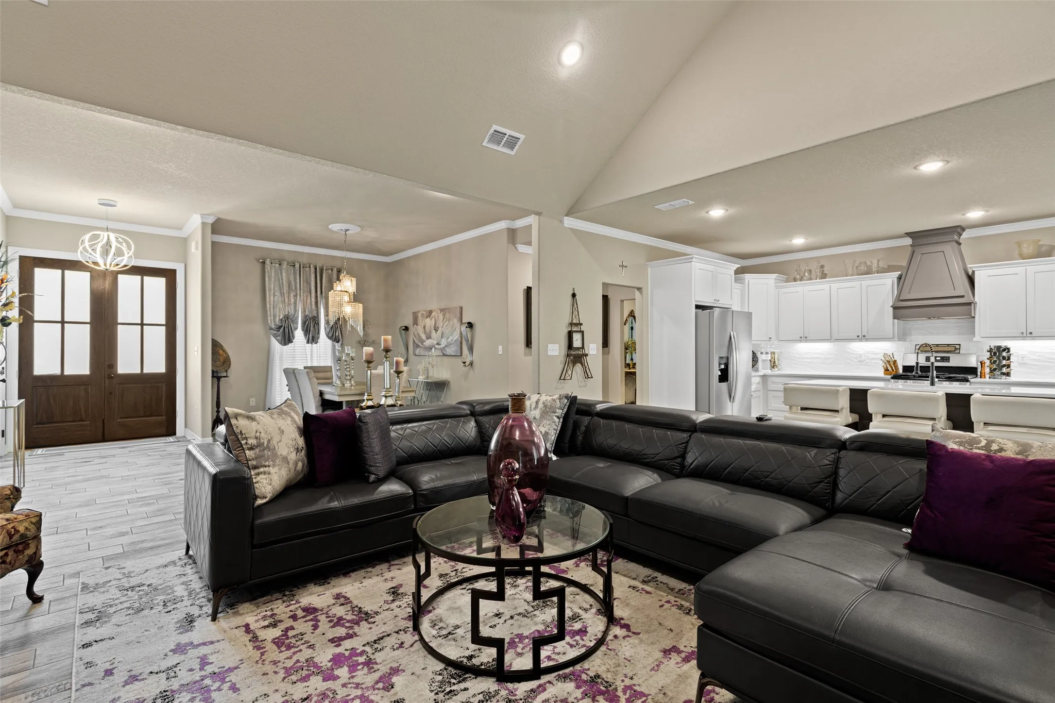 Single Family Residence For Sale in Panola County , 168 Stonegate, Carthage, Texas 75633, 4 Bedroom, 4 Bathroom, 2 Garage spaces, 2,712 Sqft, built in 2022, mls#21337961, Real Estate Agent in Carthage, Homes For Sale in Panola county, Homes For Sale in Carthage, Realtor in Carthage Texas, Real Estate Brokerage Independent Realty Texas, Luminita Cordes Realtor