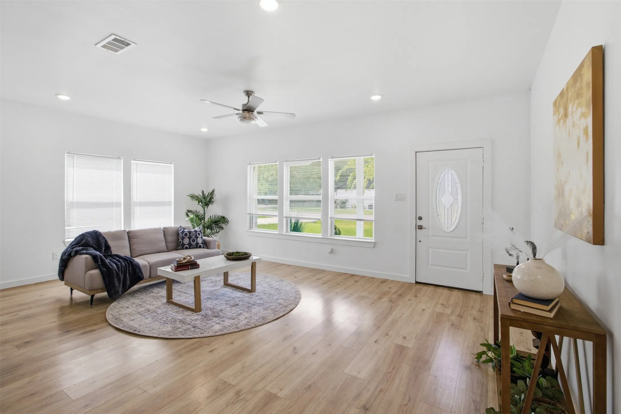 Single Family Residence For Sale in Henderson County , 111 Newton Lane, Gun Barrel City, Texas 75156, 3 Bedroom, 2 Bathroom, 1 Garage spaces, 1,300 Sqft, built in 2024, mls#21337959, Real Estate Agent in Gun Barrel City, Homes For Sale in Henderson county, Homes For Sale in Gun Barrel City, Realtor in Gun Barrel City Texas, Real Estate Brokerage Independent Realty Texas, Luminita Cordes Realtor