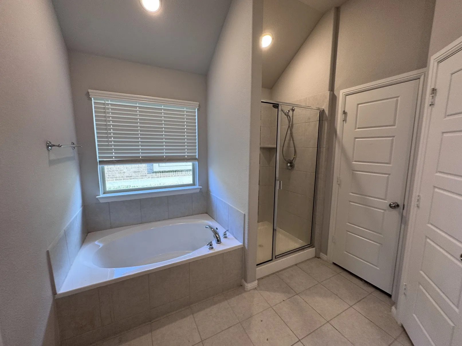 Single Family Residence For Sale in Johnson County , 1323 Rosler Street, Mansfield, Texas 76063, 4 Bedroom, 3 Bathroom, 2 Garage spaces, 2,134 Sqft, built in 2022, mls#21337963, Real Estate Agent in Mansfield, Homes For Sale in Johnson county, Homes For Sale in Mansfield, Realtor in Mansfield Texas, Real Estate Brokerage Independent Realty Texas, Luminita Cordes Realtor