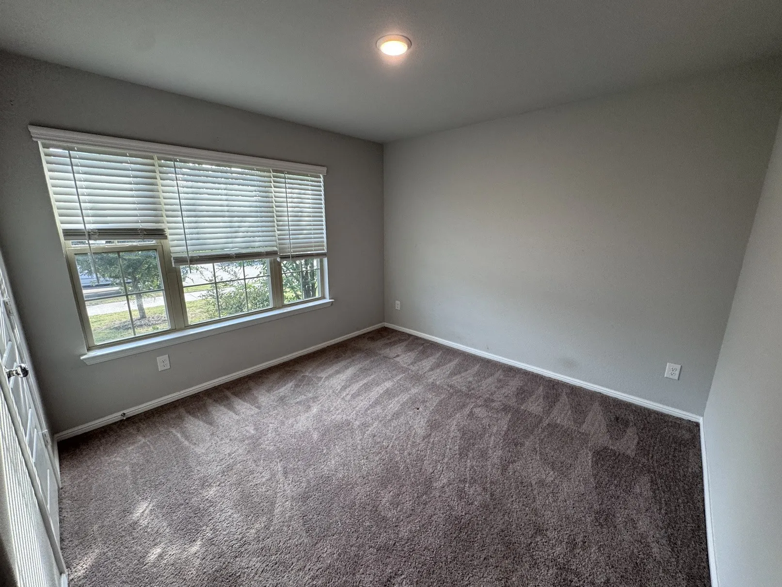 Single Family Residence For Sale in Johnson County , 1323 Rosler Street, Mansfield, Texas 76063, 4 Bedroom, 3 Bathroom, 2 Garage spaces, 2,134 Sqft, built in 2022, mls#21337963, Real Estate Agent in Mansfield, Homes For Sale in Johnson county, Homes For Sale in Mansfield, Realtor in Mansfield Texas, Real Estate Brokerage Independent Realty Texas, Luminita Cordes Realtor
