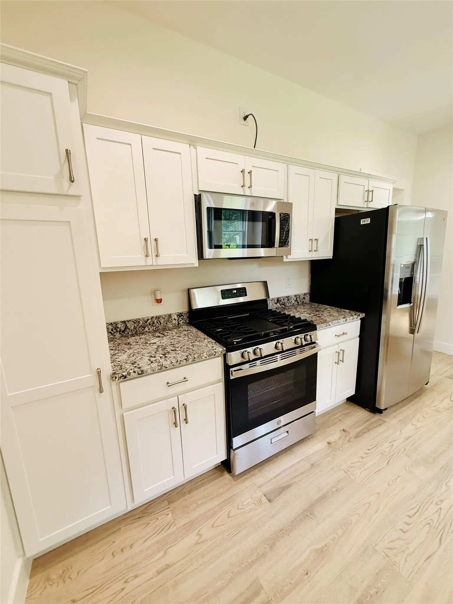 Single Family Residence For Sale in Hunt County , 2025 Walworth Street, Greenville, Texas 75401, 4 Bedroom, 4 Bathroom, 2 Garage spaces, 3,559 Sqft, built in 1920, mls#21332602, Real Estate Agent in Greenville, Homes For Sale in Hunt county, Homes For Sale in Greenville, Realtor in Greenville Texas, Real Estate Brokerage Independent Realty Texas, Luminita Cordes Realtor