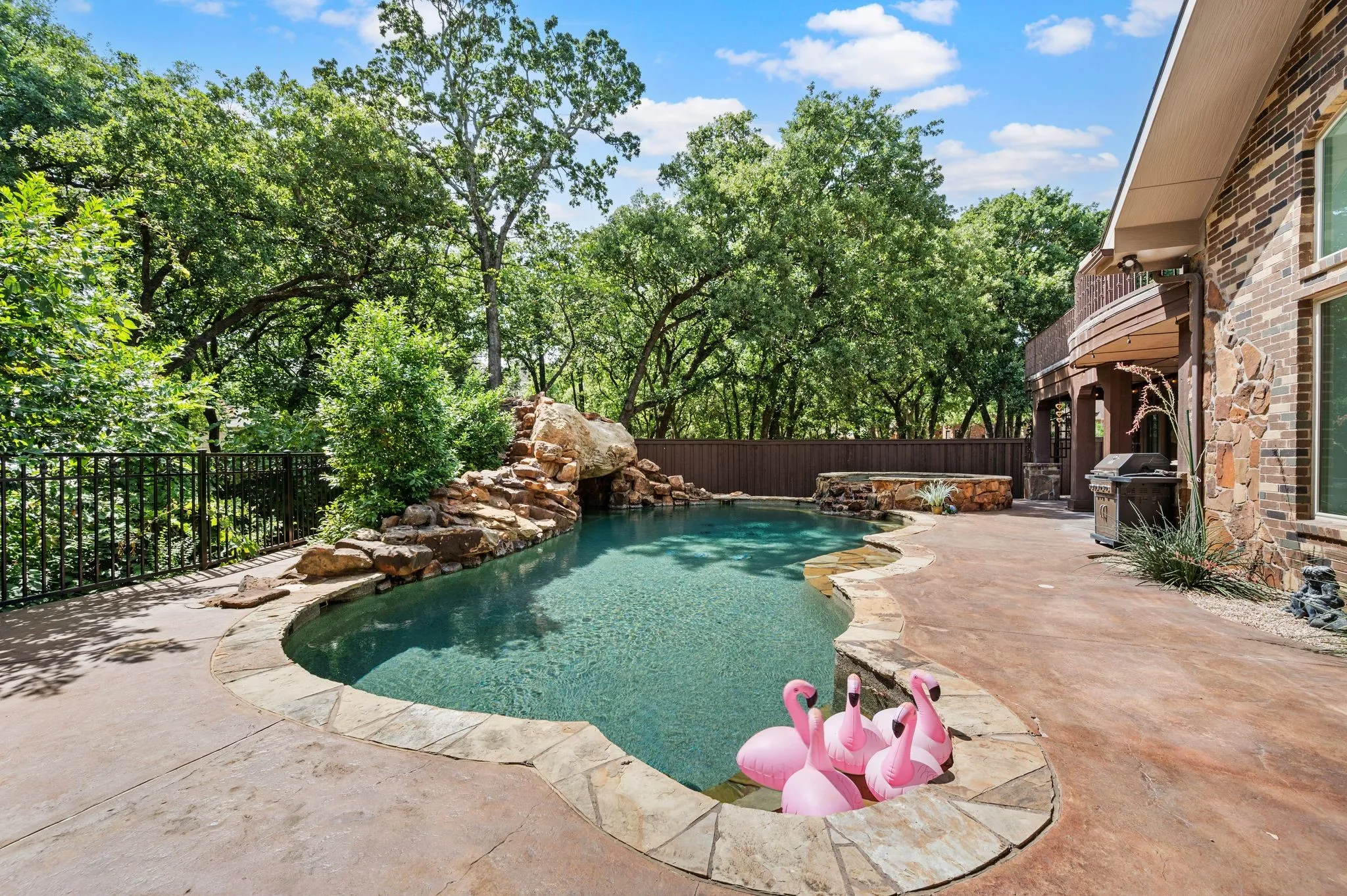 Single Family Residence For Sale in Denton County , 2003 Reserve Court, Flower Mound, Texas 75028, 5 Bedrooms, 6 Bathrooms, 4 Garage spaces, 4,903 Sqft, built in 1998, Price $1,499,000, mls#21337264, Real Estate Agent in Flower Mound, Homes For Sale in Denton county, Homes For Sale in Flower Mound, Realtor in Flower Mound Texas, Real Estate Brokerage Independent Realty Texas, Luminita Cordes Realtor