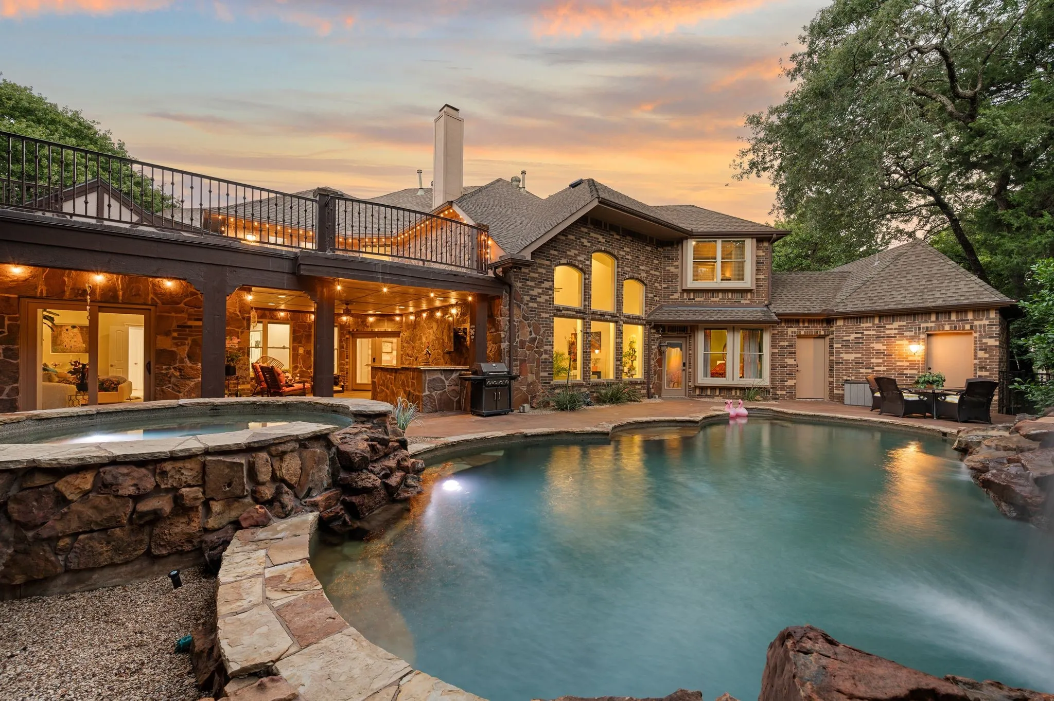 Single Family Residence For Sale in Denton County , 2003 Reserve Court, Flower Mound, Texas 75028, 5 Bedrooms, 6 Bathrooms, 4 Garage spaces, 4,903 Sqft, built in 1998, Price $1,499,000, mls#21337264, Real Estate Agent in Flower Mound, Homes For Sale in Denton county, Homes For Sale in Flower Mound, Realtor in Flower Mound Texas, Real Estate Brokerage Independent Realty Texas, Luminita Cordes Realtor