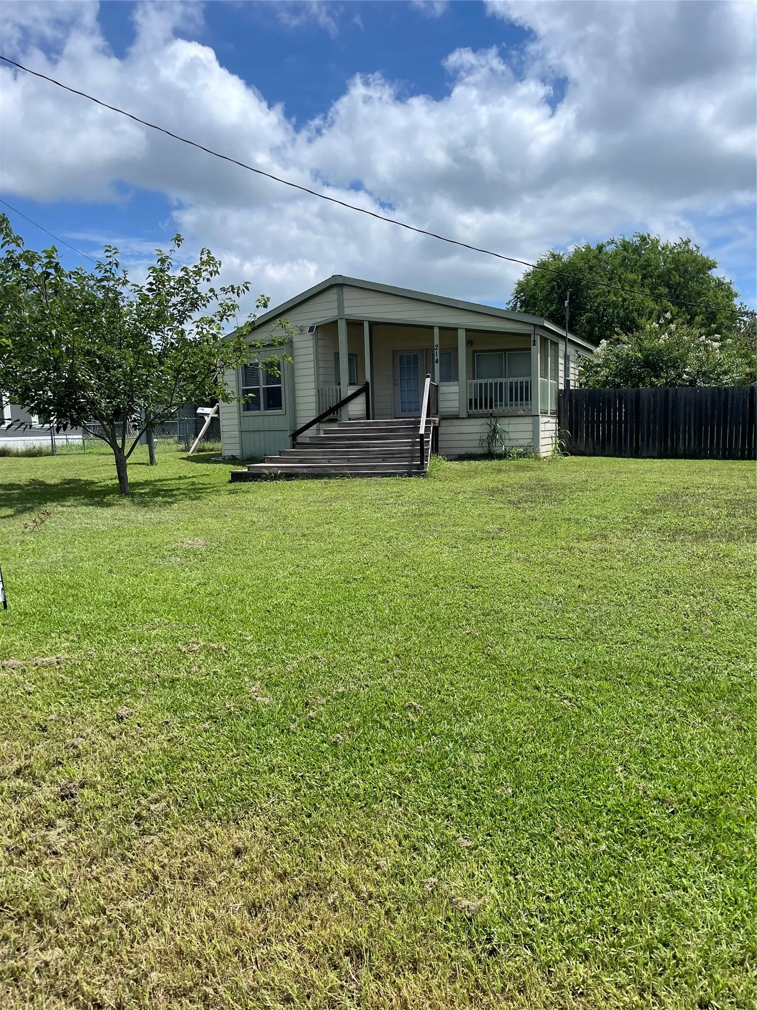 Mobile Home For Sale in Mc Lennan County , 214 N Goddard Street, Mart, Texas 76664, 3 Bedrooms, 2 Bathrooms, Garage spaces, 2,048 Sqft, built in 2013, Price $187,000, mls#21338025, Real Estate Agent in Mart, Homes For Sale in Mc Lennan county, Homes For Sale in Mart, Realtor in Mart Texas, Real Estate Brokerage Independent Realty Texas, Luminita Cordes Realtor