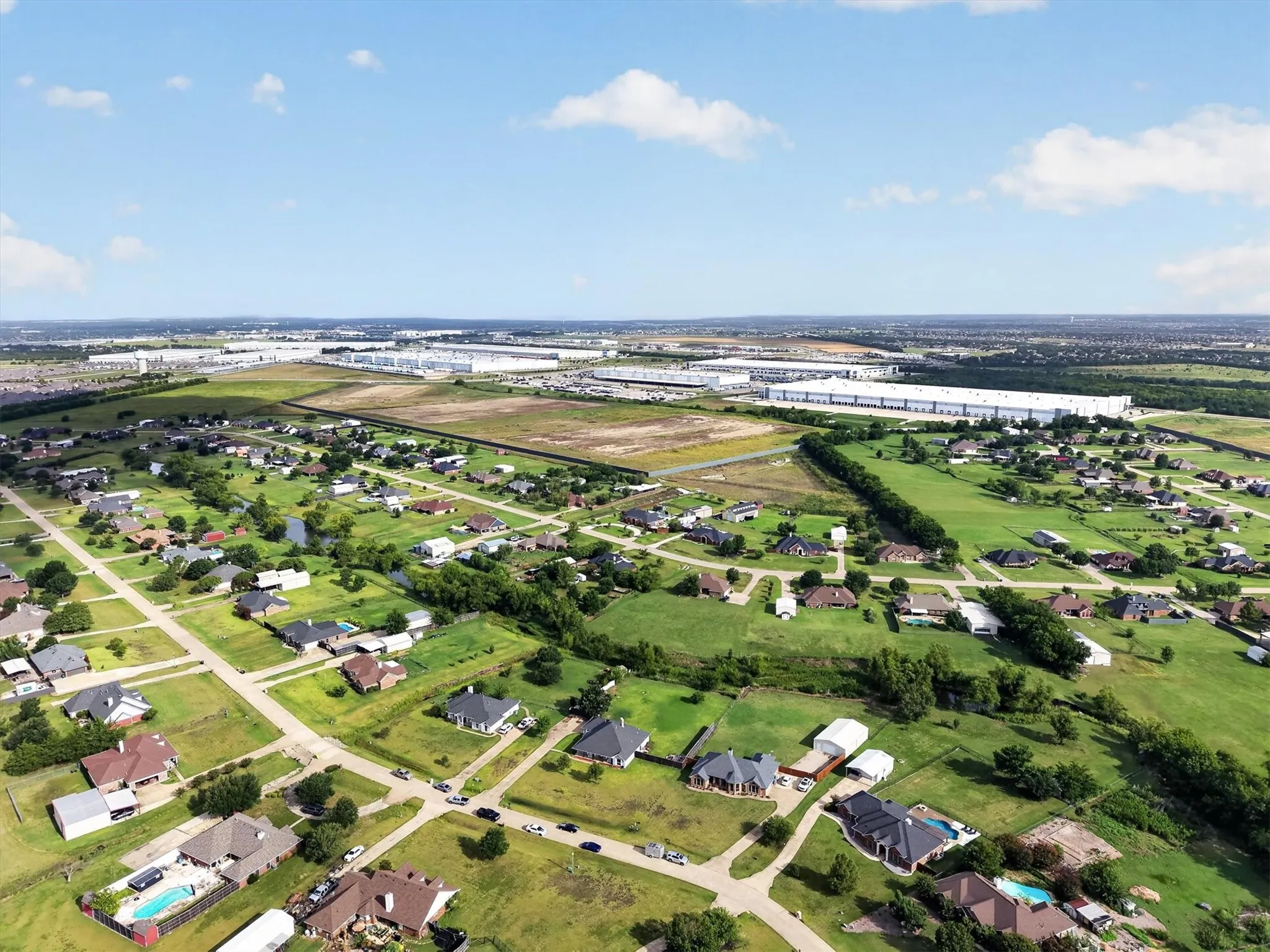 Single Family Residence For Sale in Kaufman County , 11112 Prairie Lakes Lane, Forney, Texas 75126, 4 Bedroom, 2 Bathroom, 2 Garage spaces, 2,164 Sqft, built in 2002, mls#21338018, Real Estate Agent in Forney, Homes For Sale in Kaufman county, Homes For Sale in Forney, Realtor in Forney Texas, Real Estate Brokerage Independent Realty Texas, Luminita Cordes Realtor