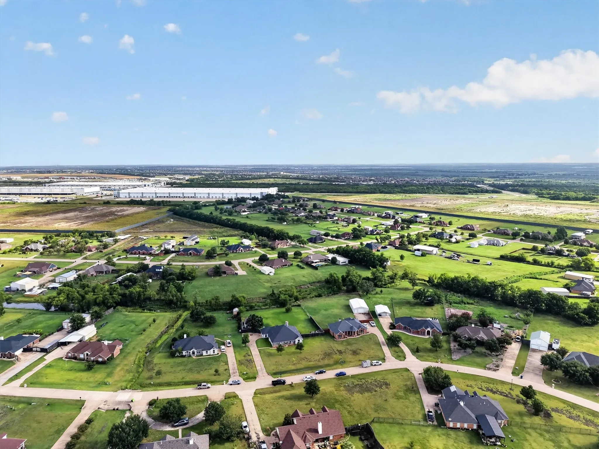 Single Family Residence For Sale in Kaufman County , 11112 Prairie Lakes Lane, Forney, Texas 75126, 4 Bedroom, 2 Bathroom, 2 Garage spaces, 2,164 Sqft, built in 2002, mls#21338018, Real Estate Agent in Forney, Homes For Sale in Kaufman county, Homes For Sale in Forney, Realtor in Forney Texas, Real Estate Brokerage Independent Realty Texas, Luminita Cordes Realtor