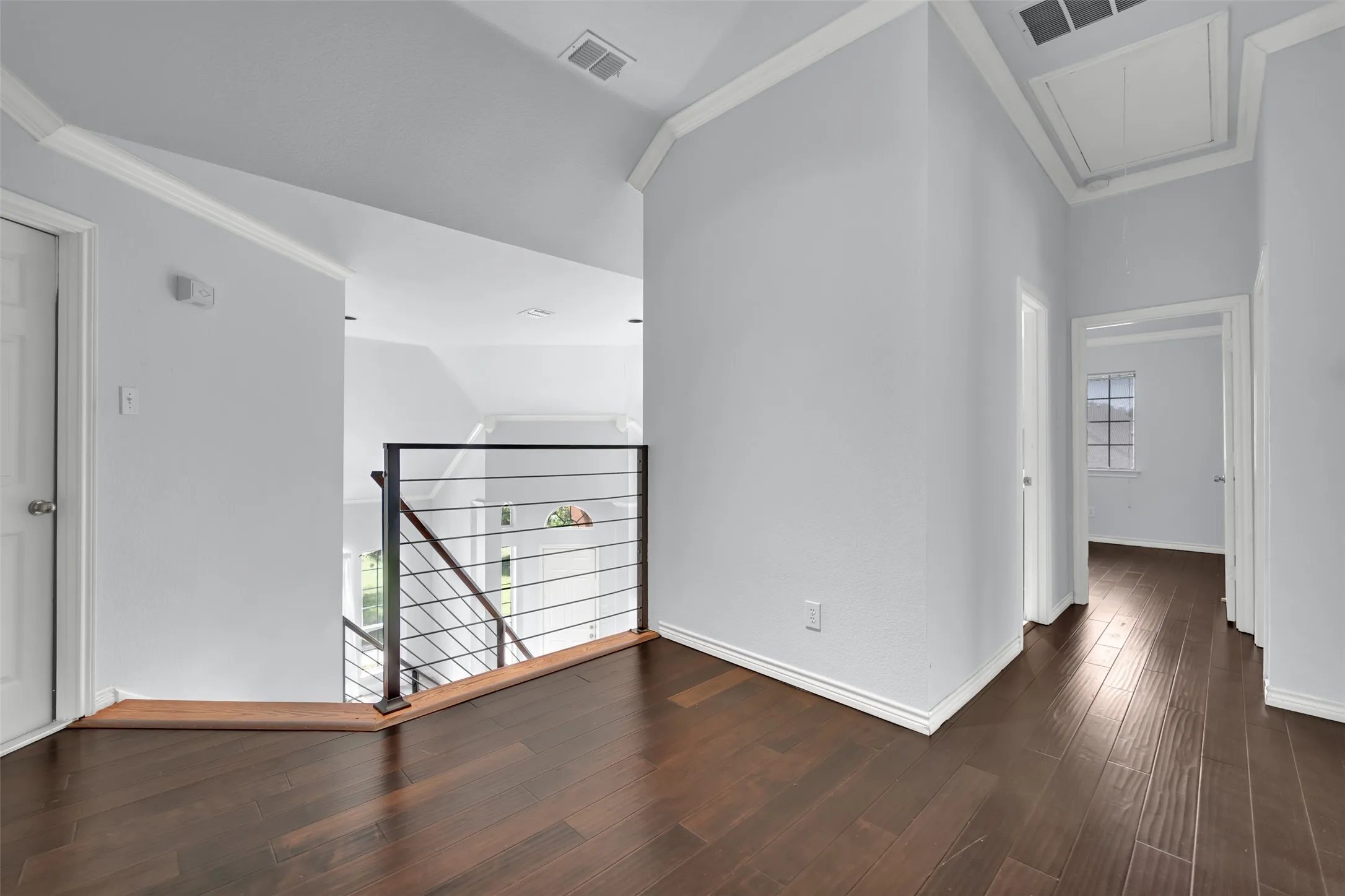 Single Family Residence For Sale in Tarrant County , 2241 Merritt Way, Arlington, Texas 76018, 4 Bedroom, 3 Bathroom, 2 Garage spaces, 2,814 Sqft, built in 1997, Price $416,000, mls#21335041, Real Estate Agent in Arlington, Homes For Sale in Tarrant county, Homes For Sale in Arlington, Realtor in Arlington Texas, Real Estate Brokerage Independent Realty Texas, Luminita Cordes Realtor