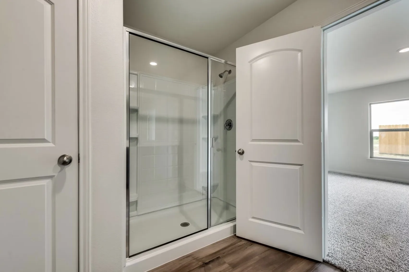 Single Family Residence For Sale in Ellis County , 254 Shaw Creek Boulevard, Ferris, Texas 75125, 3 Bedroom, 2 Bathroom, 2 Garage spaces, 1,419 Sqft, built in 2024, mls#21338031, Real Estate Agent in Ferris, Homes For Sale in Ellis county, Homes For Sale in Ferris, Realtor in Ferris Texas, Real Estate Brokerage Independent Realty Texas, Luminita Cordes Realtor