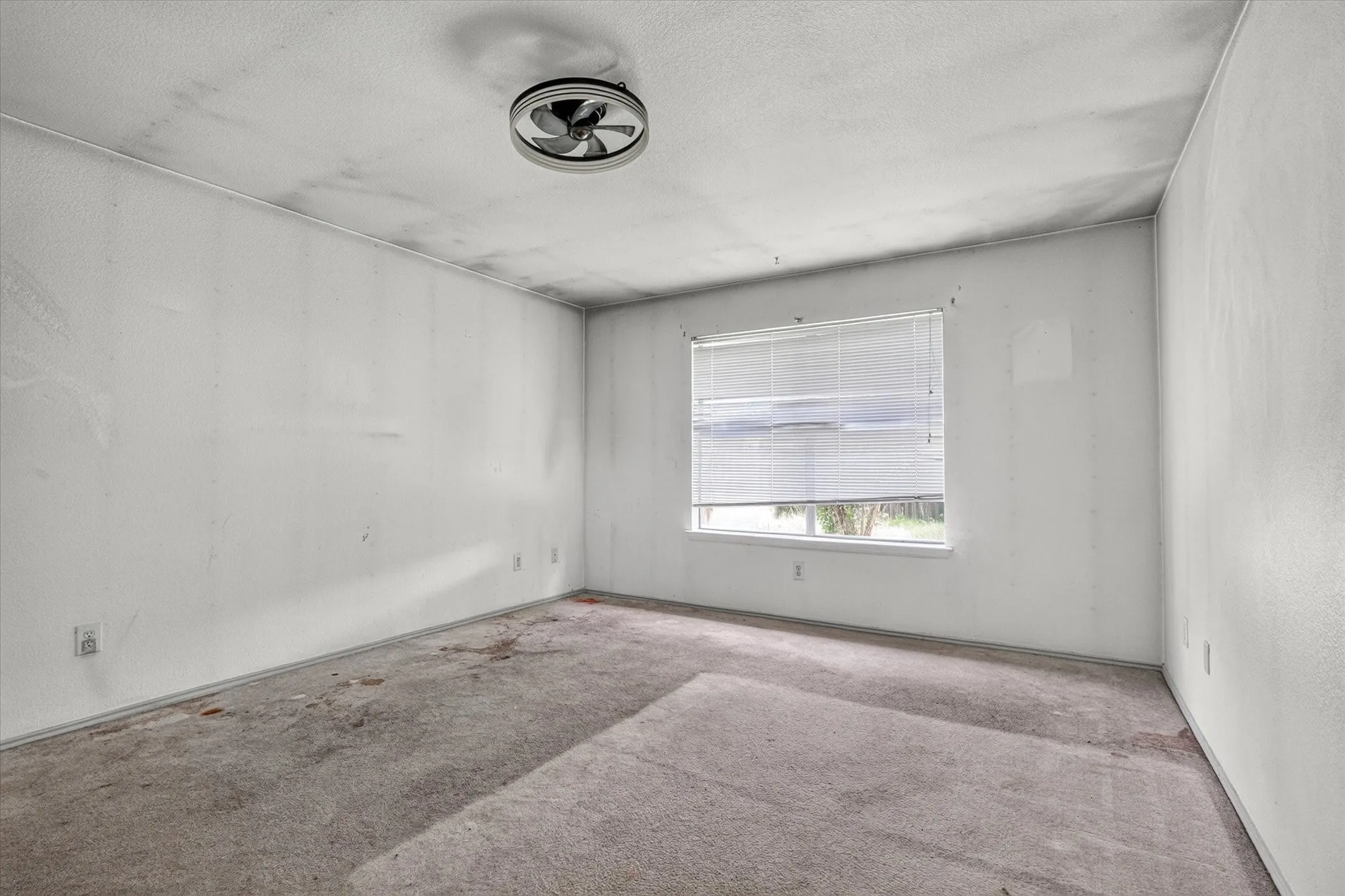 Empty room