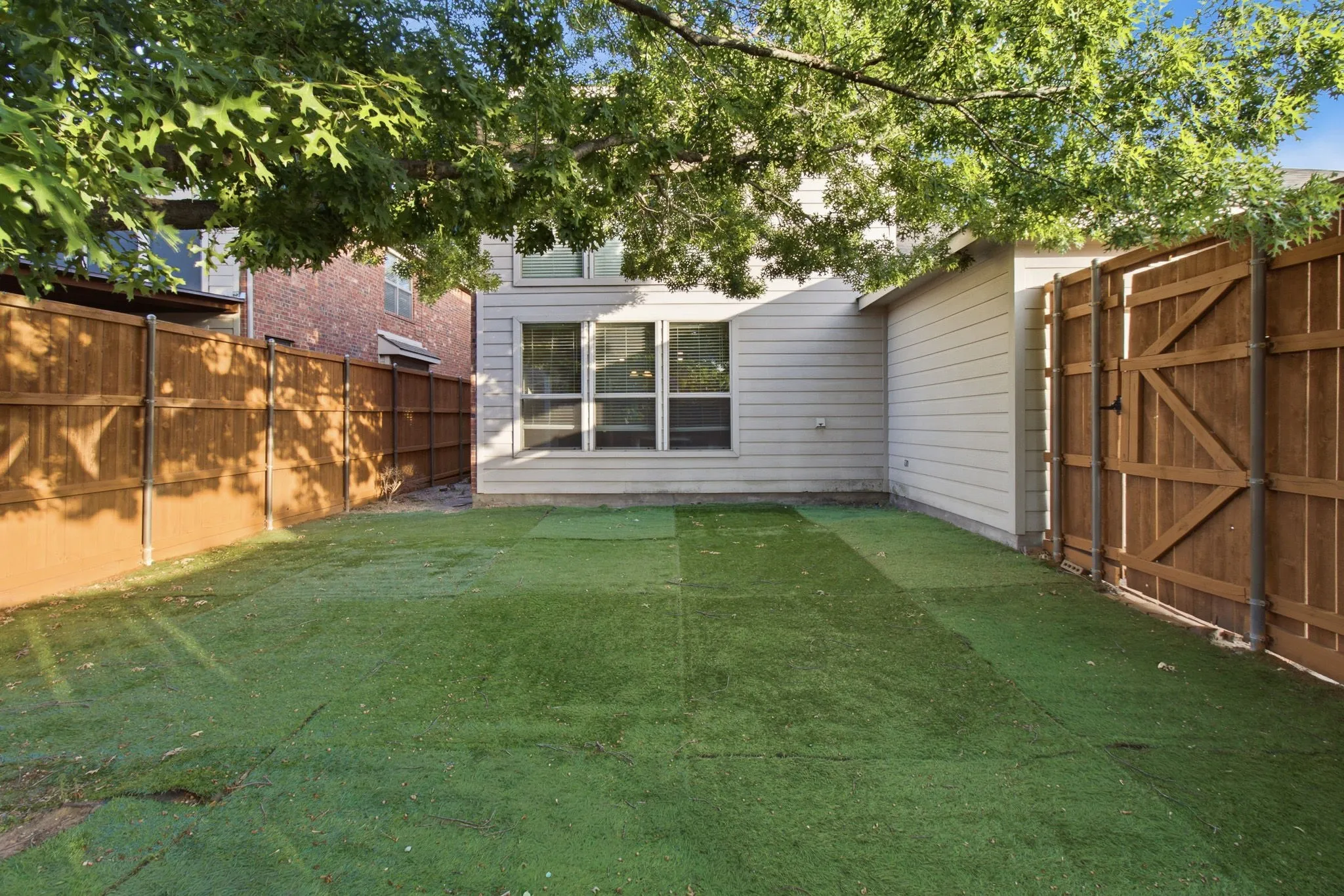 Single Family Residence For Rent in Collin County , 4608 Brighton Drive, Mc Kinney, Texas 75070, 4 Bedrooms, 3 Bathrooms, 2 Garage spaces, 2,698 Sqft, built in 2005, Price $2,600, mls#21338035, Real Estate Agent in Mc Kinney, Homes For Rent in Collin county, Homes For Rent in Mc Kinney, Realtor in Mc Kinney Texas, Real Estate Brokerage Independent Realty Texas, Luminita Cordes Realtor