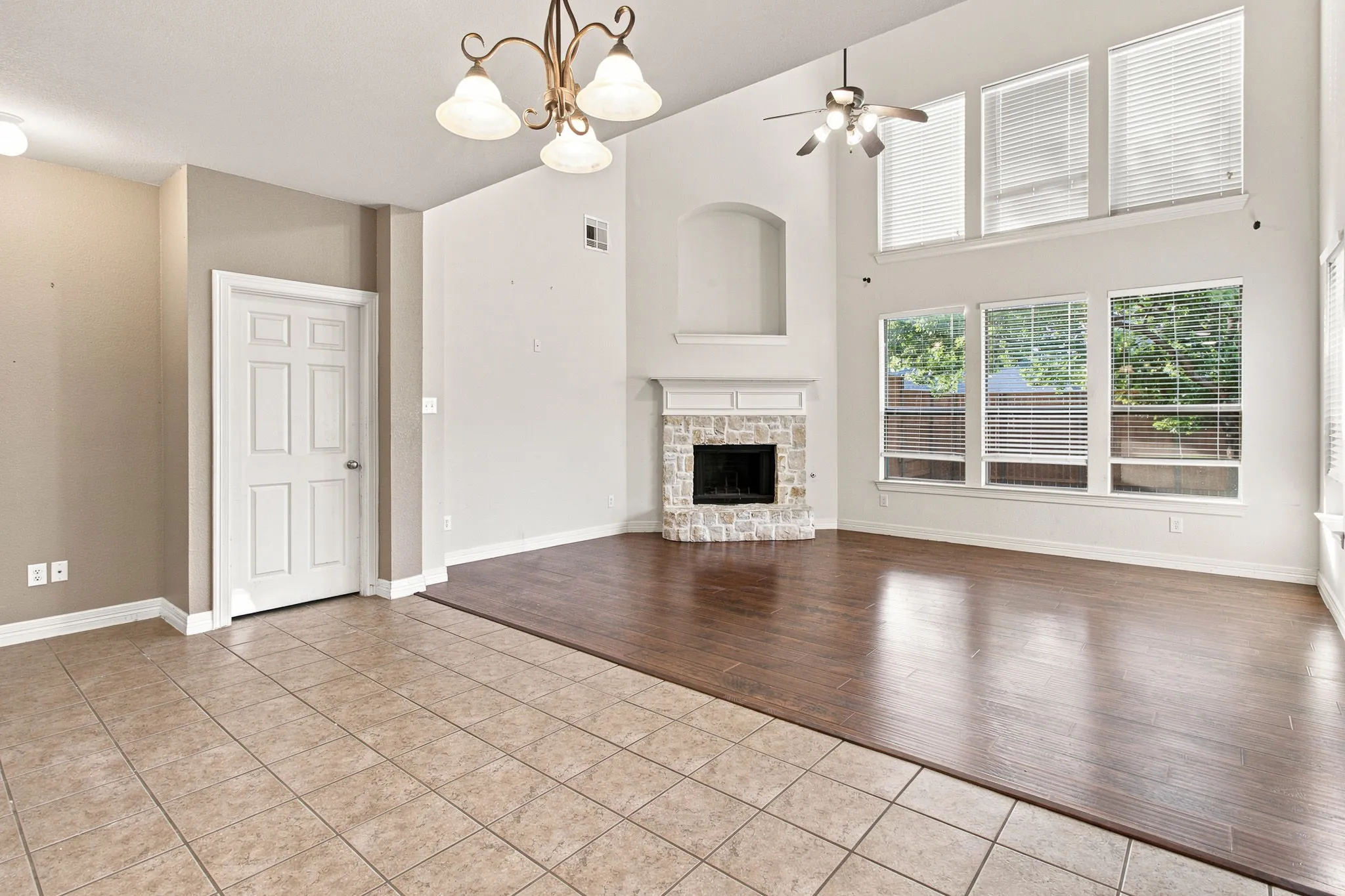Single Family Residence For Rent in Collin County , 4608 Brighton Drive, Mc Kinney, Texas 75070, 4 Bedrooms, 3 Bathrooms, 2 Garage spaces, 2,698 Sqft, built in 2005, Price $2,600, mls#21338035, Real Estate Agent in Mc Kinney, Homes For Rent in Collin county, Homes For Rent in Mc Kinney, Realtor in Mc Kinney Texas, Real Estate Brokerage Independent Realty Texas, Luminita Cordes Realtor