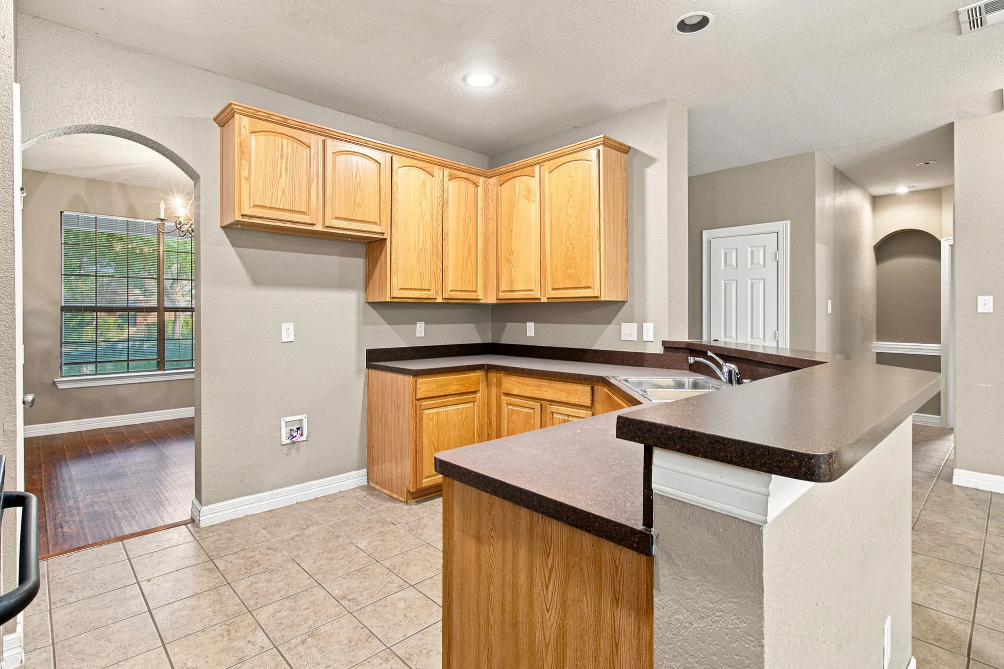 Single Family Residence For Rent in Collin County , 4608 Brighton Drive, Mc Kinney, Texas 75070, 4 Bedrooms, 3 Bathrooms, 2 Garage spaces, 2,698 Sqft, built in 2005, Price $2,600, mls#21338035, Real Estate Agent in Mc Kinney, Homes For Rent in Collin county, Homes For Rent in Mc Kinney, Realtor in Mc Kinney Texas, Real Estate Brokerage Independent Realty Texas, Luminita Cordes Realtor