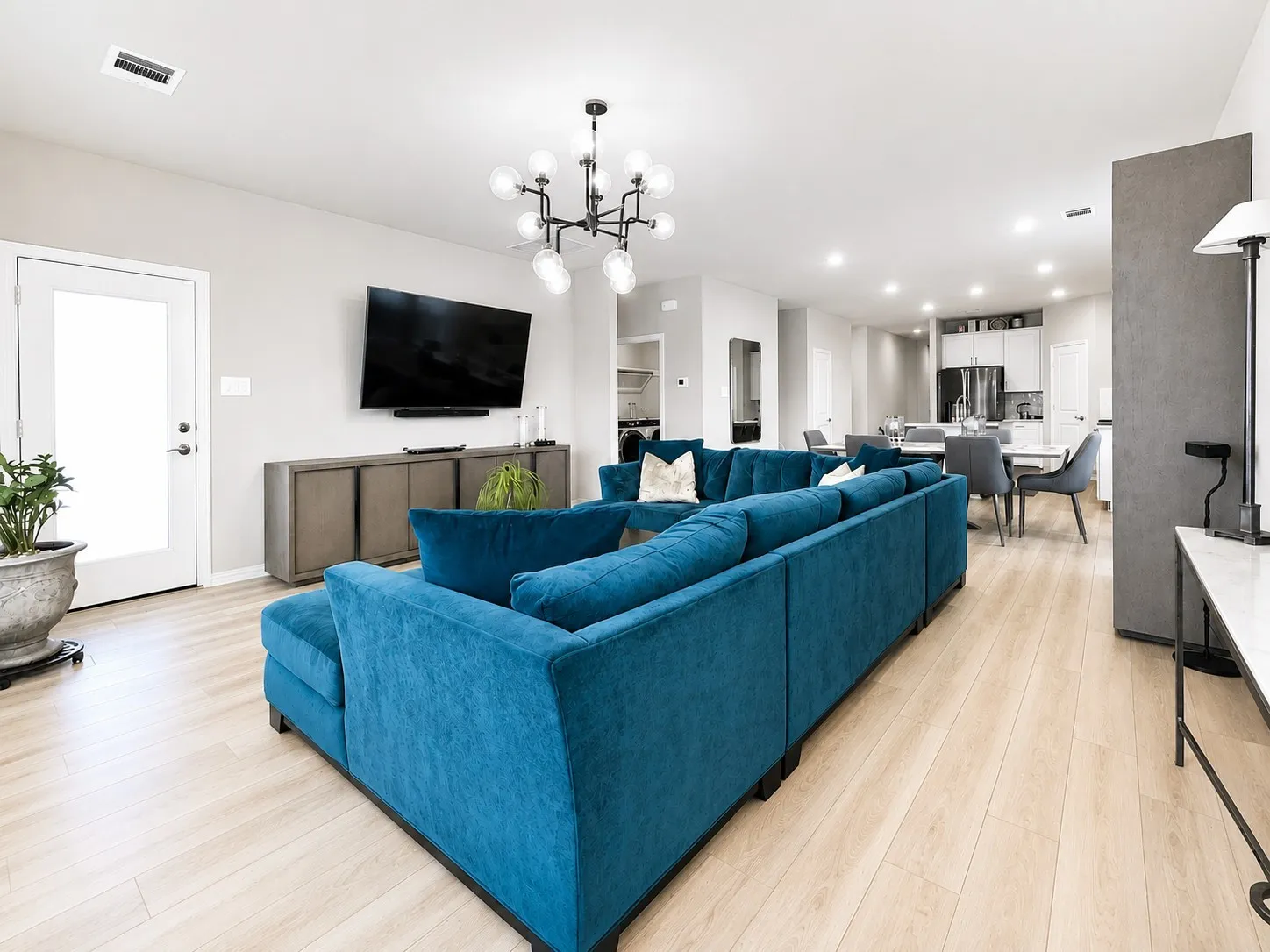 Single Family Residence For Rent in Tarrant County , 10413 Potawatomi Lane, Fort Worth, Texas 76179, 4 Bedroom, 3 Bathroom, 2 Garage spaces, 2,651 Sqft, built in 2024, mls#21337681, Real Estate Agent in Fort Worth, Homes For Rent in Tarrant county, Homes For Rent in Fort Worth, Realtor in Fort Worth Texas, Real Estate Brokerage Independent Realty Texas, Luminita Cordes Realtor