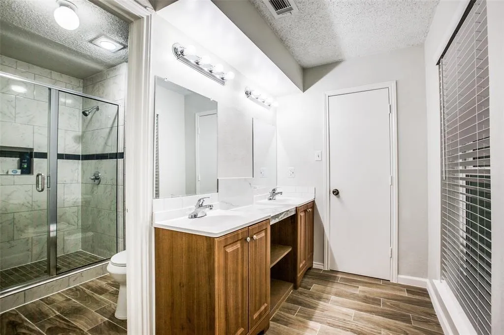 Single Family Residence For Rent in Dallas County , 105 Waits Circle, Garland, Texas 75043, 3 Bedroom, 2 Bathroom, 2 Garage spaces, 1,690 Sqft, built in 1978, mls#21338058, Real Estate Agent in Garland, Homes For Rent in Dallas county, Homes For Rent in Garland, Realtor in Garland Texas, Real Estate Brokerage Independent Realty Texas, Luminita Cordes Realtor