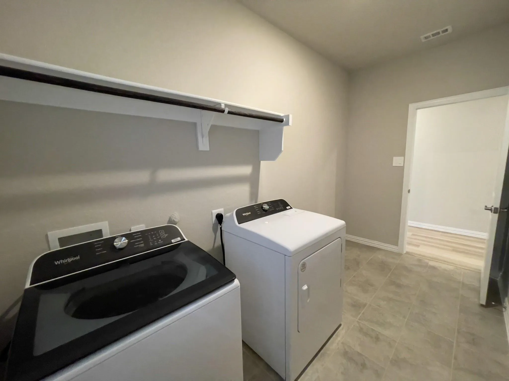 Single Family Residence For Rent in Tarrant County , 2305 Bellatrix Drive, Haslet, Texas 76052, 4 Bedroom, 3 Bathroom, 2 Garage spaces, 2,059 Sqft, built in 2023, mls#21338069, Real Estate Agent in Haslet, Homes For Rent in Tarrant county, Homes For Rent in Haslet, Realtor in Haslet Texas, Real Estate Brokerage Independent Realty Texas, Luminita Cordes Realtor