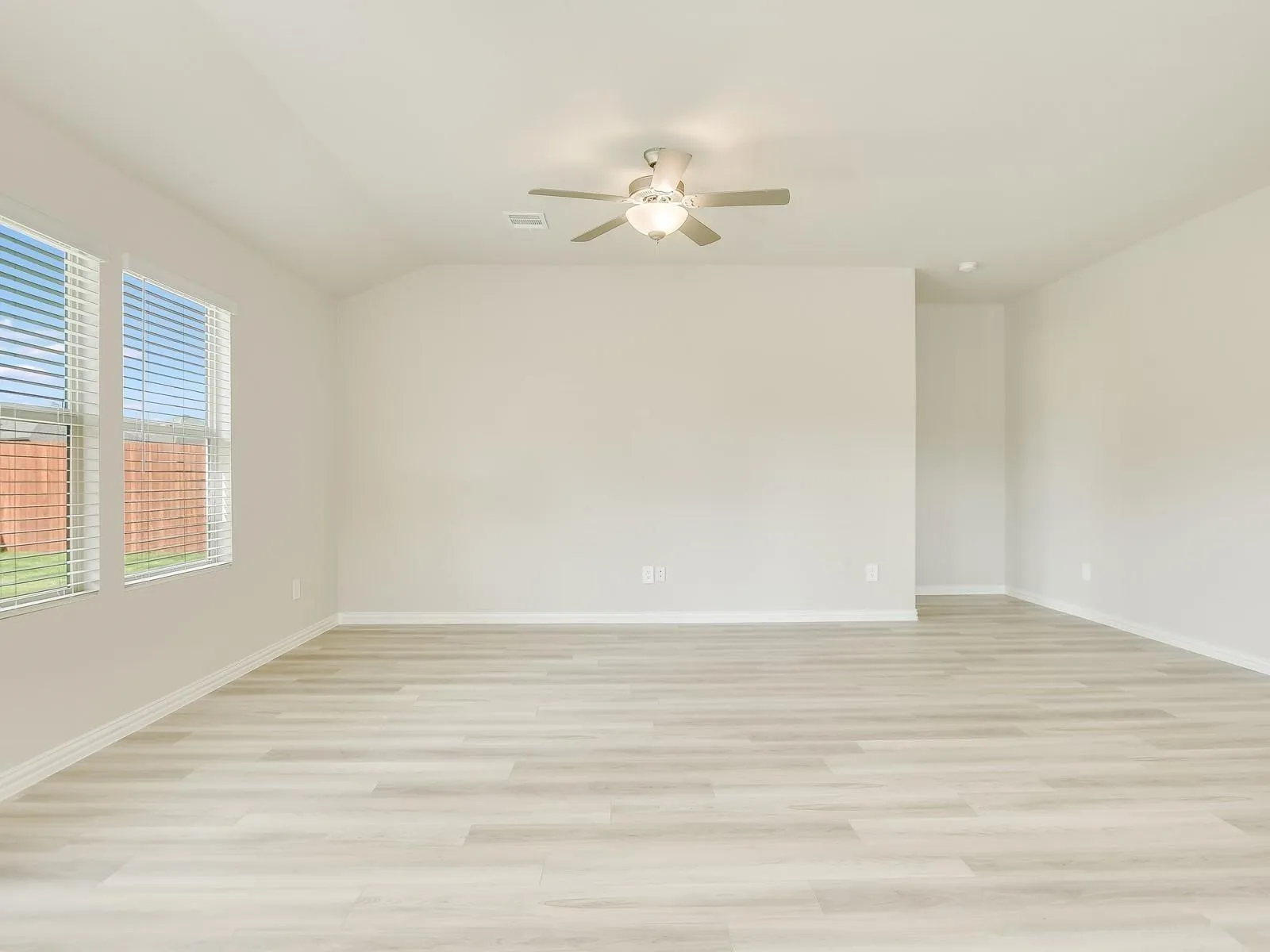 Single Family Residence For Rent in Tarrant County , 2305 Bellatrix Drive, Haslet, Texas 76052, 4 Bedroom, 3 Bathroom, 2 Garage spaces, 2,059 Sqft, built in 2023, mls#21338069, Real Estate Agent in Haslet, Homes For Rent in Tarrant county, Homes For Rent in Haslet, Realtor in Haslet Texas, Real Estate Brokerage Independent Realty Texas, Luminita Cordes Realtor