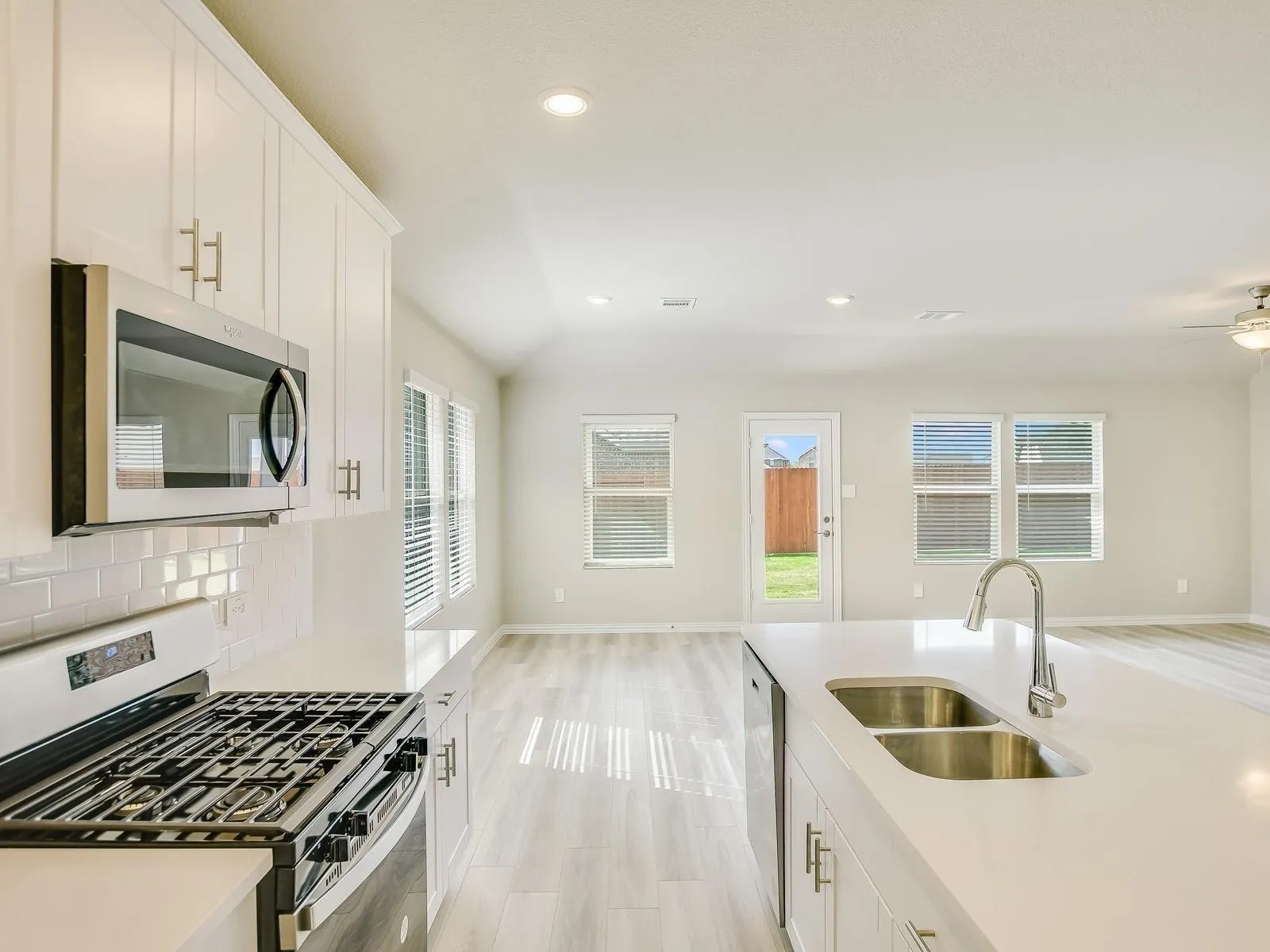 Single Family Residence For Rent in Tarrant County , 2305 Bellatrix Drive, Haslet, Texas 76052, 4 Bedroom, 3 Bathroom, 2 Garage spaces, 2,059 Sqft, built in 2023, mls#21338069, Real Estate Agent in Haslet, Homes For Rent in Tarrant county, Homes For Rent in Haslet, Realtor in Haslet Texas, Real Estate Brokerage Independent Realty Texas, Luminita Cordes Realtor