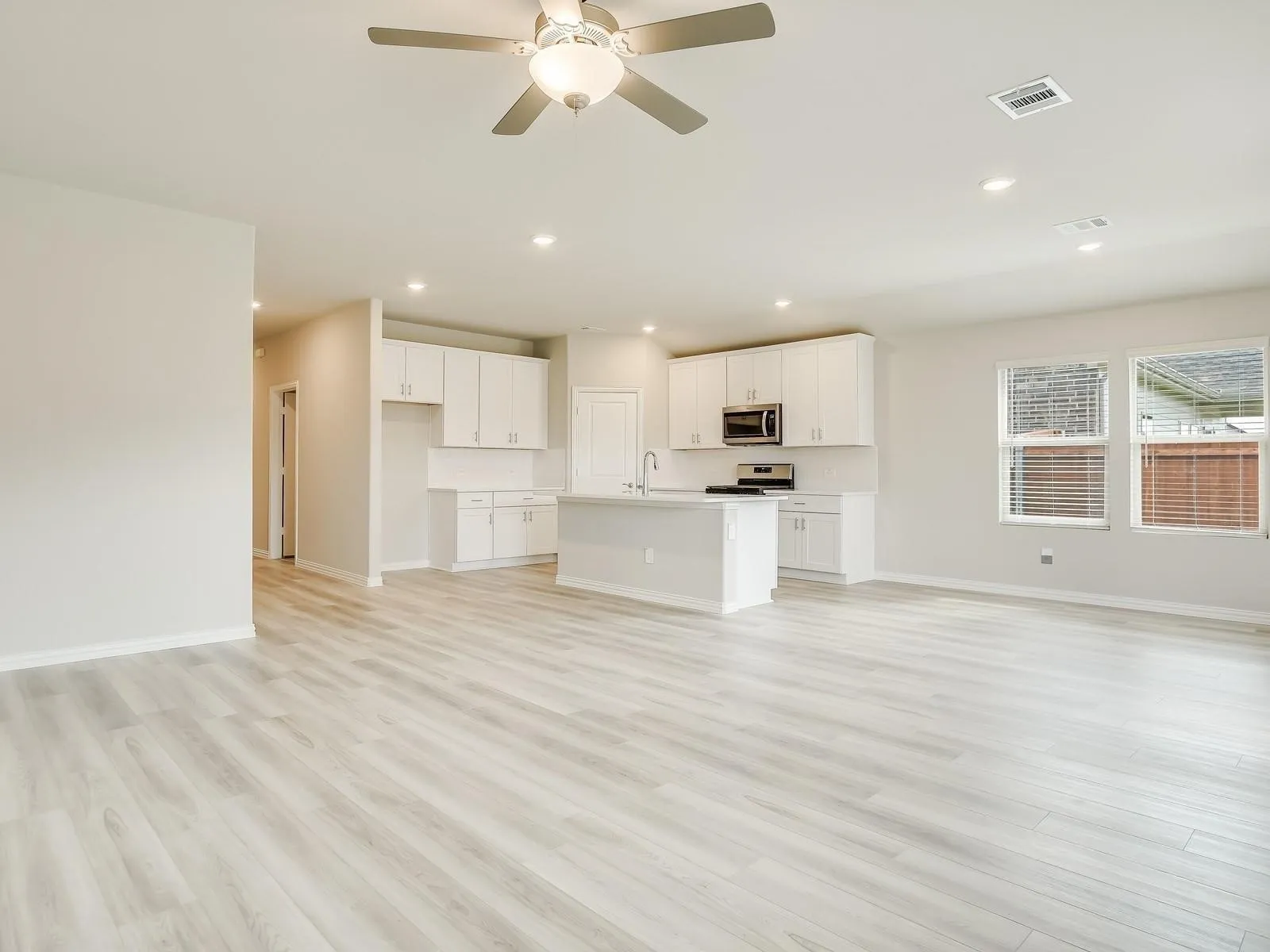 Single Family Residence For Rent in Tarrant County , 2305 Bellatrix Drive, Haslet, Texas 76052, 4 Bedroom, 3 Bathroom, 2 Garage spaces, 2,059 Sqft, built in 2023, mls#21338069, Real Estate Agent in Haslet, Homes For Rent in Tarrant county, Homes For Rent in Haslet, Realtor in Haslet Texas, Real Estate Brokerage Independent Realty Texas, Luminita Cordes Realtor