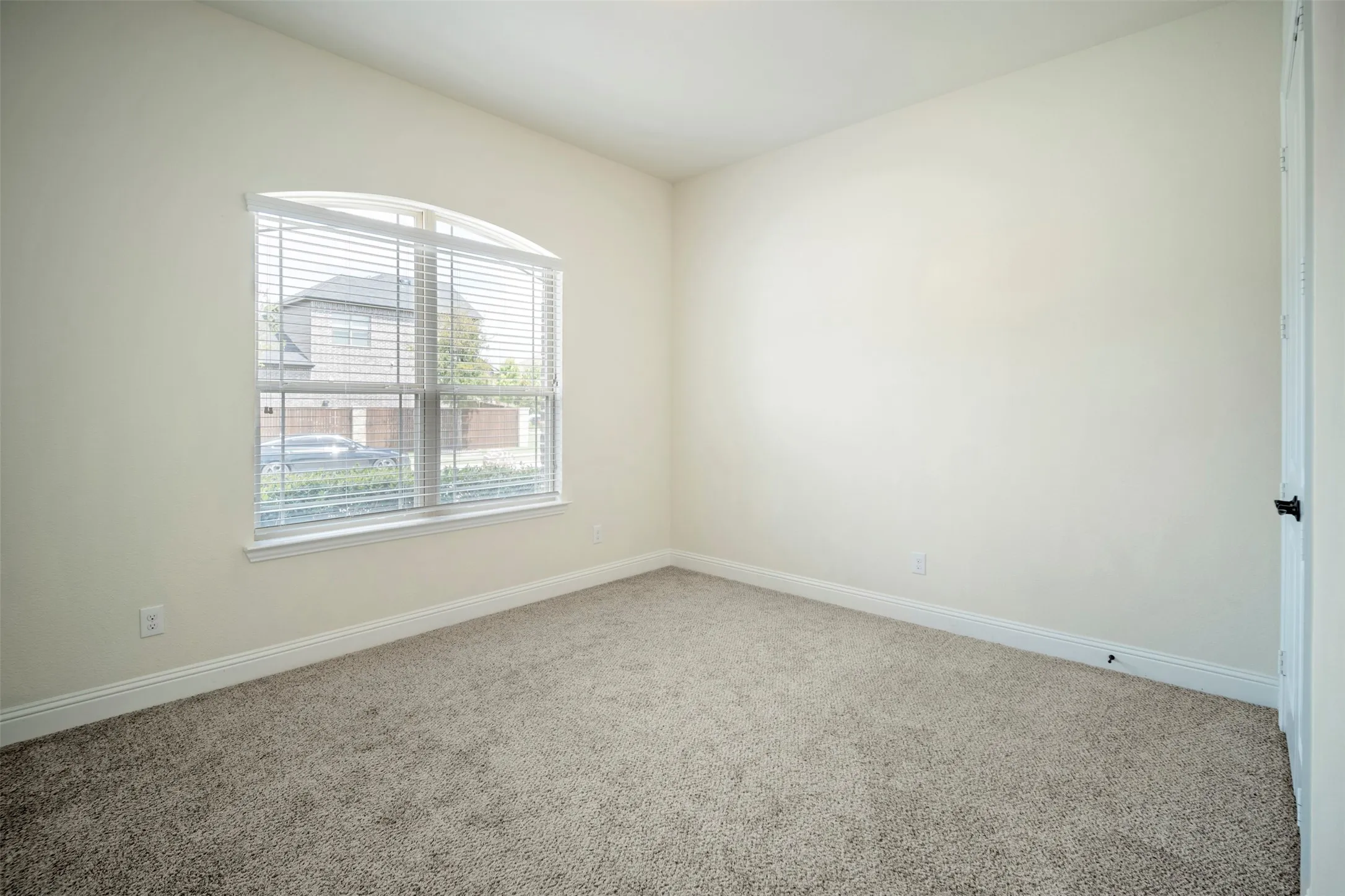 Guest bedroom