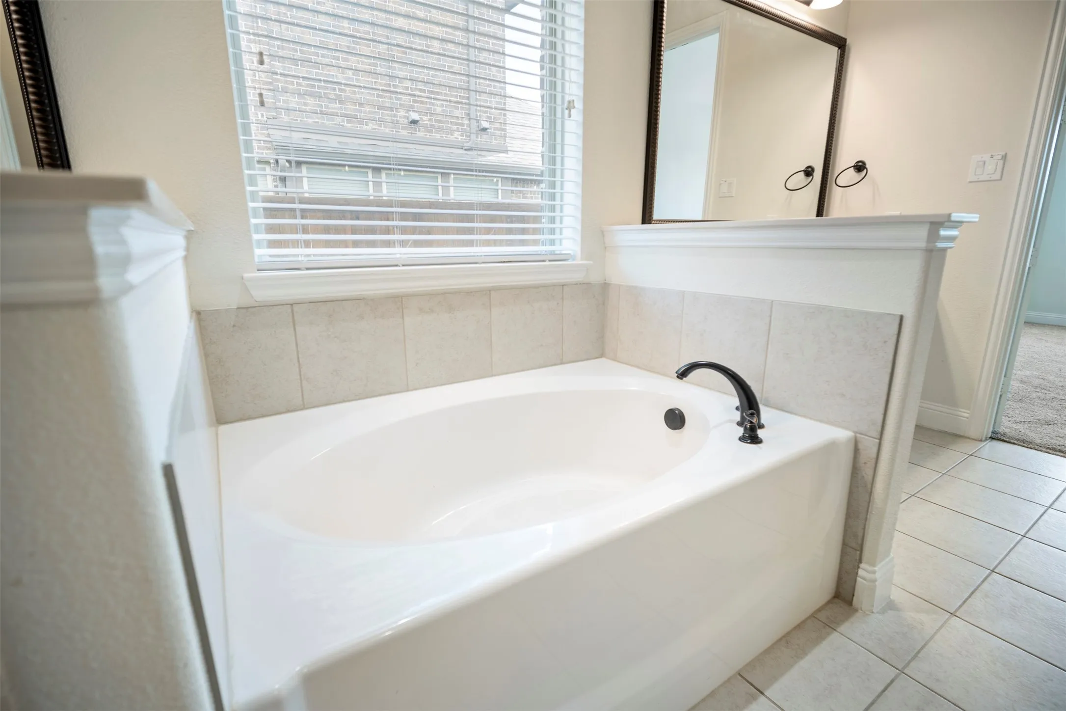Single Family Residence For Sale in Collin County , 2526 Thayne Drive, Anna, Texas 75409, 3 Bedroom, 2 Bathroom, 2 Garage spaces, 2,114 Sqft, built in 2017, mls#21337952, Real Estate Agent in Anna, Homes For Sale in Collin county, Homes For Sale in Anna, Realtor in Anna Texas, Real Estate Brokerage Independent Realty Texas, Luminita Cordes Realtor