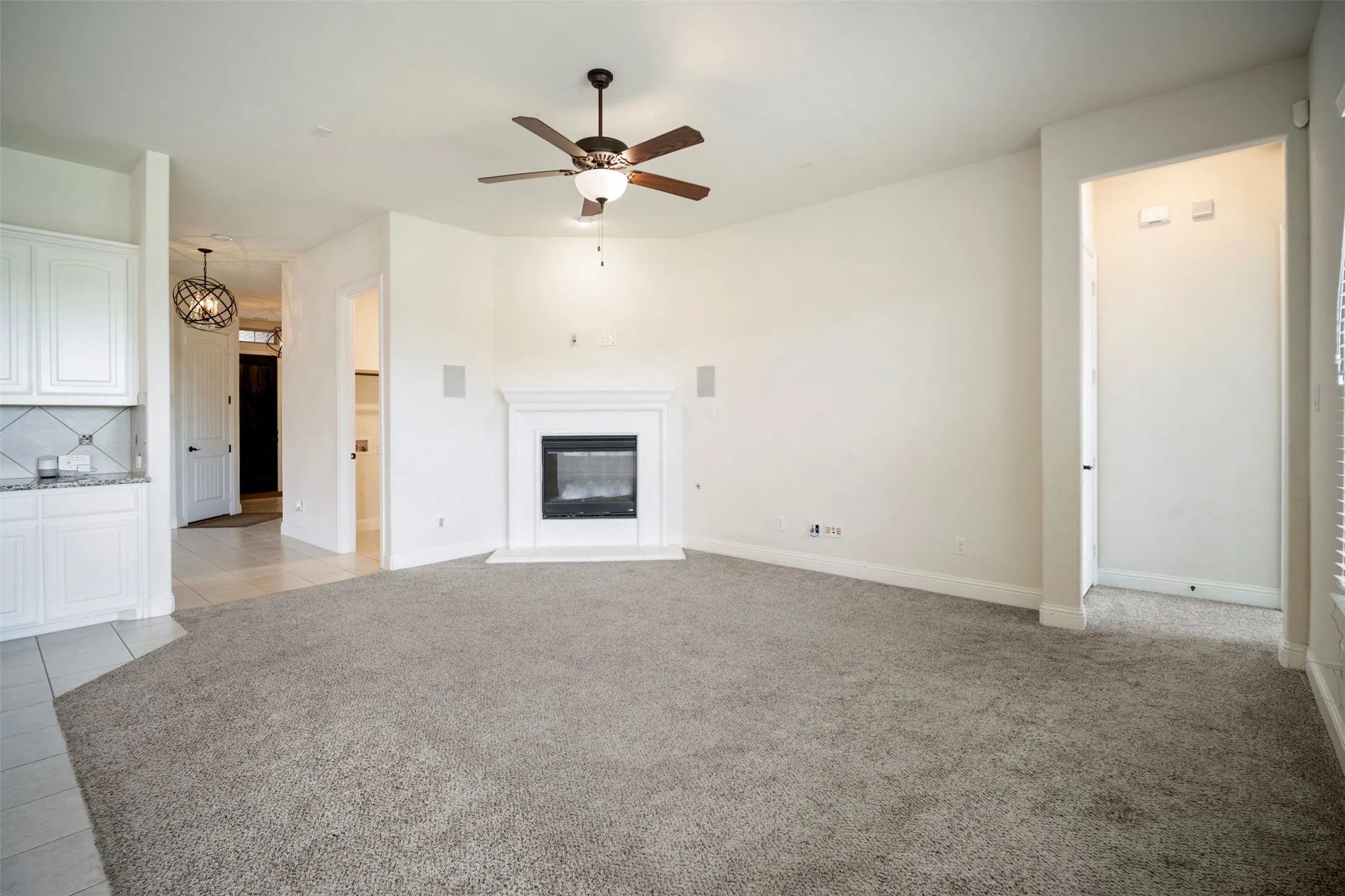 Single Family Residence For Sale in Collin County , 2526 Thayne Drive, Anna, Texas 75409, 3 Bedroom, 2 Bathroom, 2 Garage spaces, 2,114 Sqft, built in 2017, mls#21337952, Real Estate Agent in Anna, Homes For Sale in Collin county, Homes For Sale in Anna, Realtor in Anna Texas, Real Estate Brokerage Independent Realty Texas, Luminita Cordes Realtor