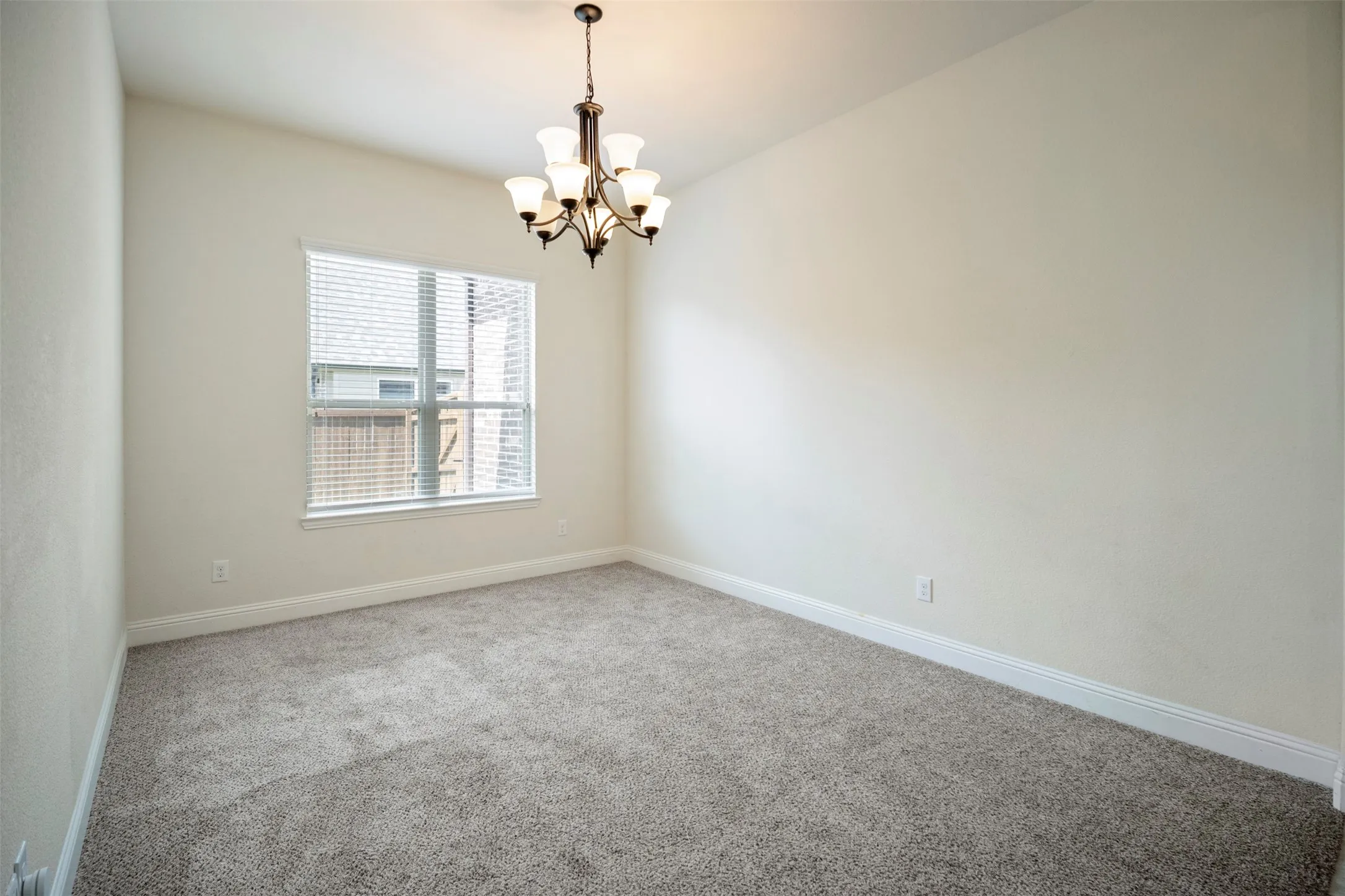 Single Family Residence For Sale in Collin County , 2526 Thayne Drive, Anna, Texas 75409, 3 Bedroom, 2 Bathroom, 2 Garage spaces, 2,114 Sqft, built in 2017, mls#21337952, Real Estate Agent in Anna, Homes For Sale in Collin county, Homes For Sale in Anna, Realtor in Anna Texas, Real Estate Brokerage Independent Realty Texas, Luminita Cordes Realtor