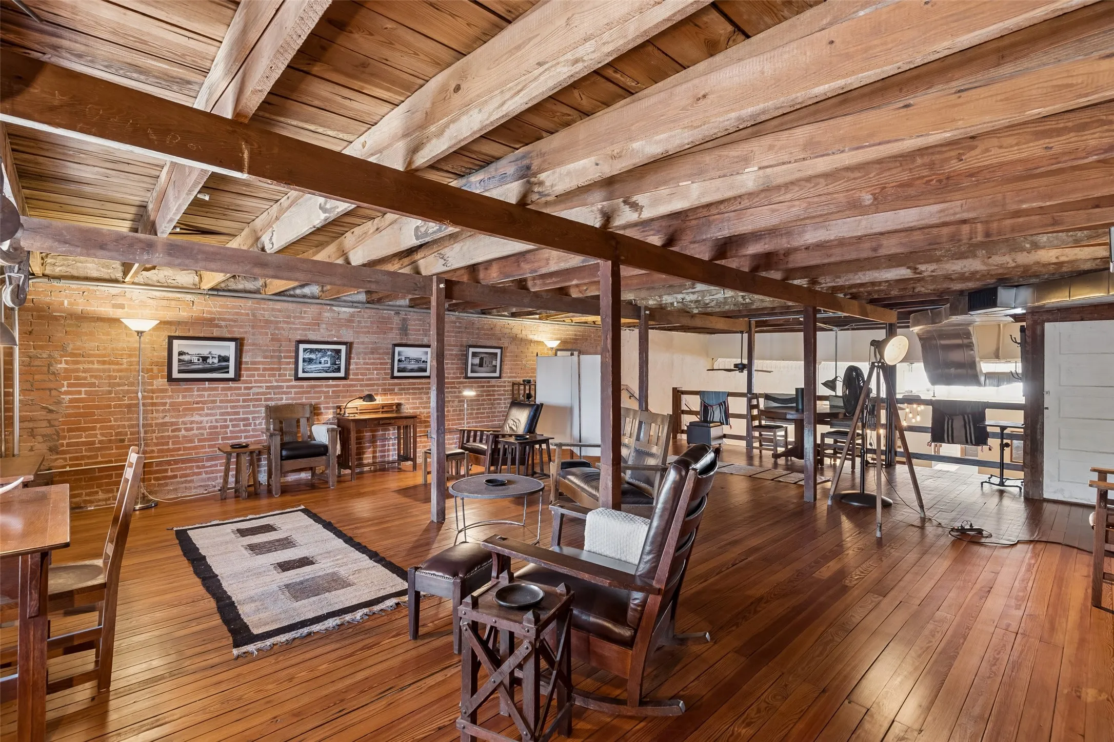Single Family Residence For Sale in Grayson County , 118 W Grand Street 0, Whitewright, Texas 75491, 1 Bedroom, 2 Bathrooms, Garage spaces, 3,550 Sqft, built in 1908, Price $599,000, mls#21338070, Real Estate Agent in Whitewright, Homes For Sale in Grayson county, Homes For Sale in Whitewright, Realtor in Whitewright Texas, Real Estate Brokerage Independent Realty Texas, Luminita Cordes Realtor