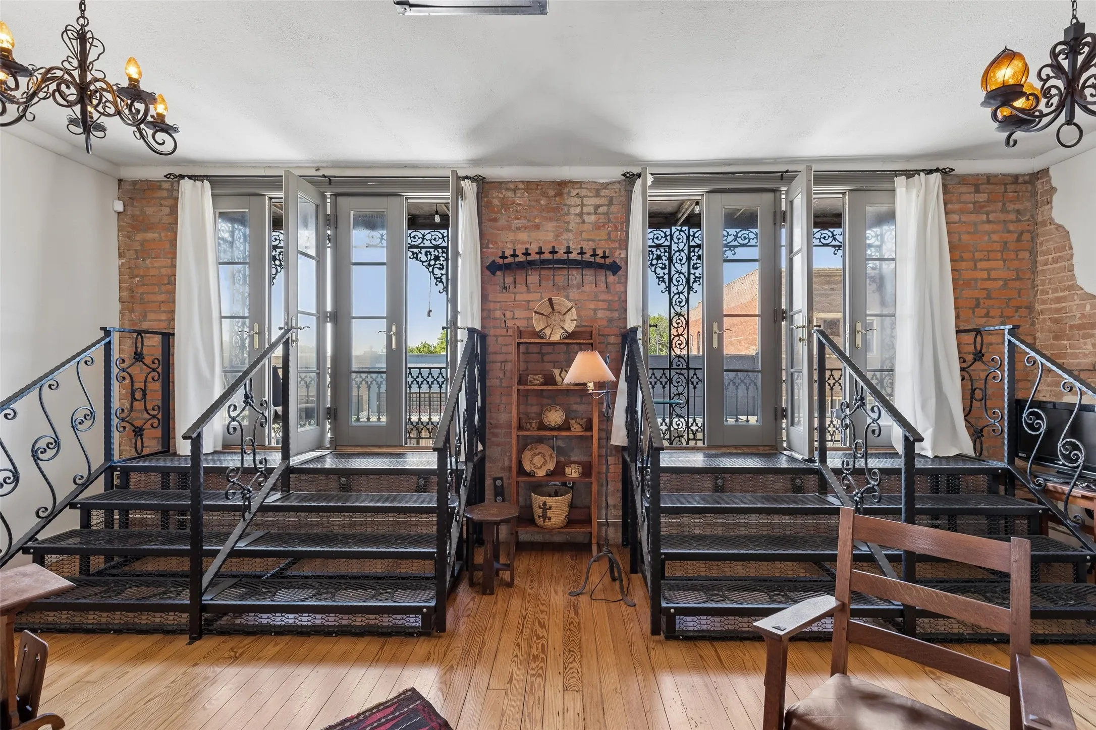 Single Family Residence For Sale in Grayson County , 118 W Grand Street 0, Whitewright, Texas 75491, 1 Bedroom, 2 Bathrooms, Garage spaces, 3,550 Sqft, built in 1908, Price $599,000, mls#21338070, Real Estate Agent in Whitewright, Homes For Sale in Grayson county, Homes For Sale in Whitewright, Realtor in Whitewright Texas, Real Estate Brokerage Independent Realty Texas, Luminita Cordes Realtor