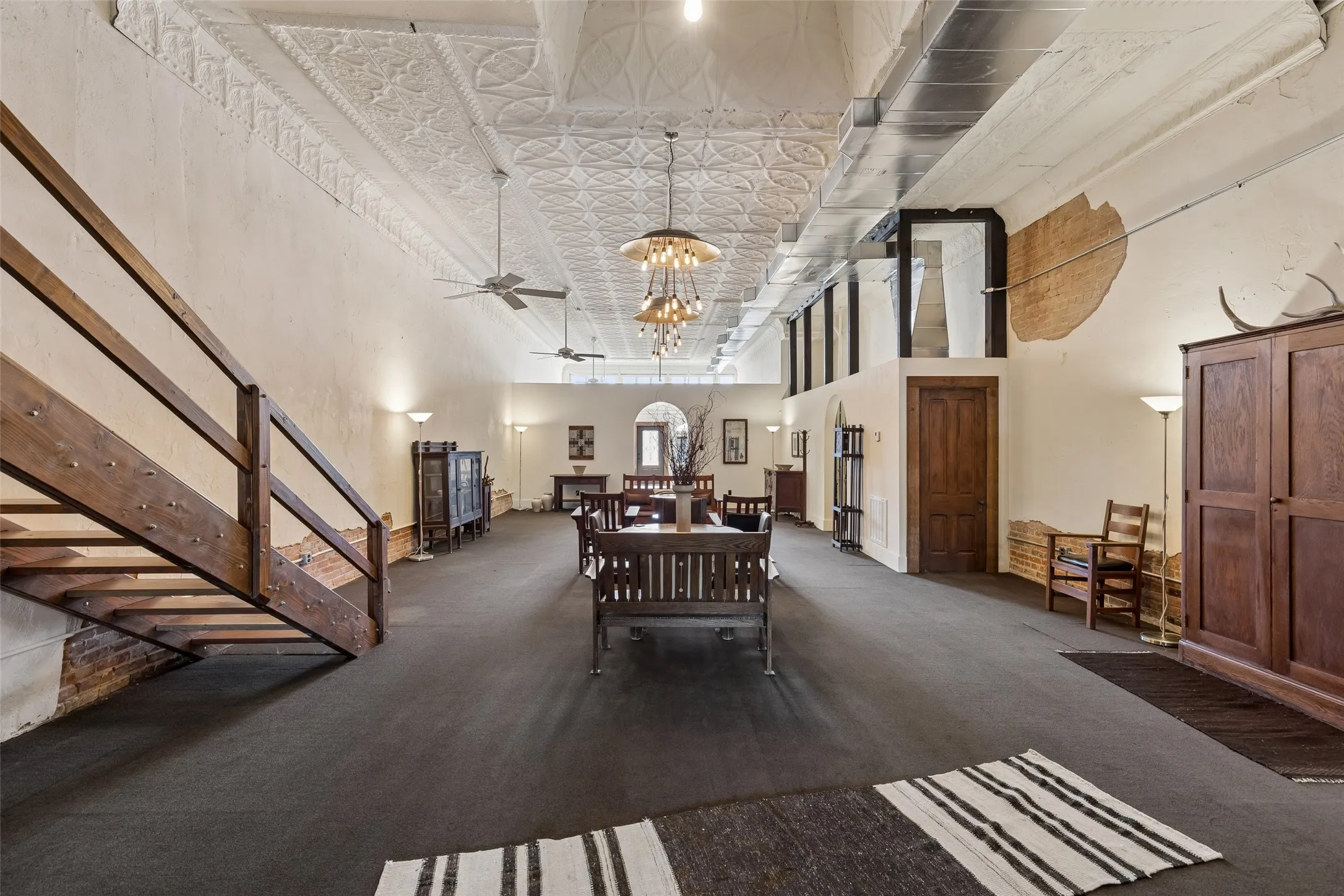 Single Family Residence For Sale in Grayson County , 118 W Grand Street 0, Whitewright, Texas 75491, 1 Bedroom, 2 Bathrooms, Garage spaces, 3,550 Sqft, built in 1908, Price $599,000, mls#21338070, Real Estate Agent in Whitewright, Homes For Sale in Grayson county, Homes For Sale in Whitewright, Realtor in Whitewright Texas, Real Estate Brokerage Independent Realty Texas, Luminita Cordes Realtor