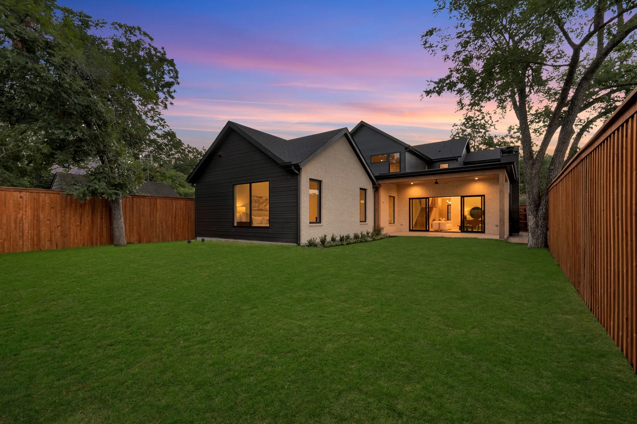 Single Family Residence For Sale in Dallas County , 9038 Santa Clara Drive, Dallas, Texas 75218, 4 Bedroom, 5 Bathroom, 2 Garage spaces, 3,927 Sqft, built in 2026, mls#21336245, Real Estate Agent in Dallas, Homes For Sale in Dallas county, Homes For Sale in Dallas, Realtor in Dallas Texas, Real Estate Brokerage Independent Realty Texas, Luminita Cordes Realtor