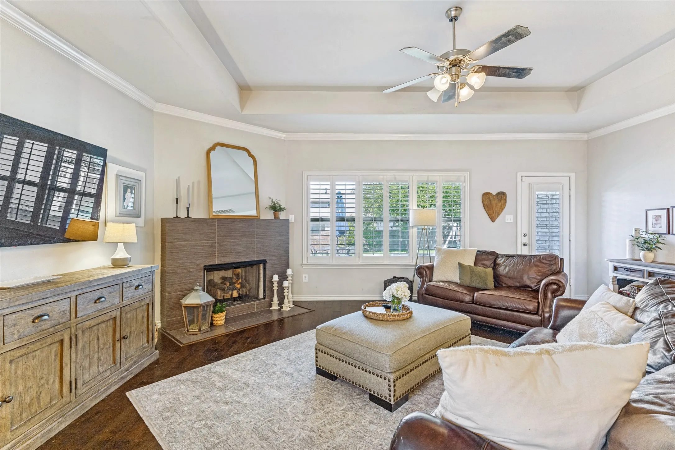 Single Family Residence For Sale in Parker County , 119 Blue Stem Lane, Aledo, Texas 76008, 4 Bedroom, 3 Bathroom, 2 Garage spaces, 2,902 Sqft, built in 2014, mls#21338071, Real Estate Agent in Aledo, Homes For Sale in Parker county, Homes For Sale in Aledo, Realtor in Aledo Texas, Real Estate Brokerage Independent Realty Texas, Luminita Cordes Realtor