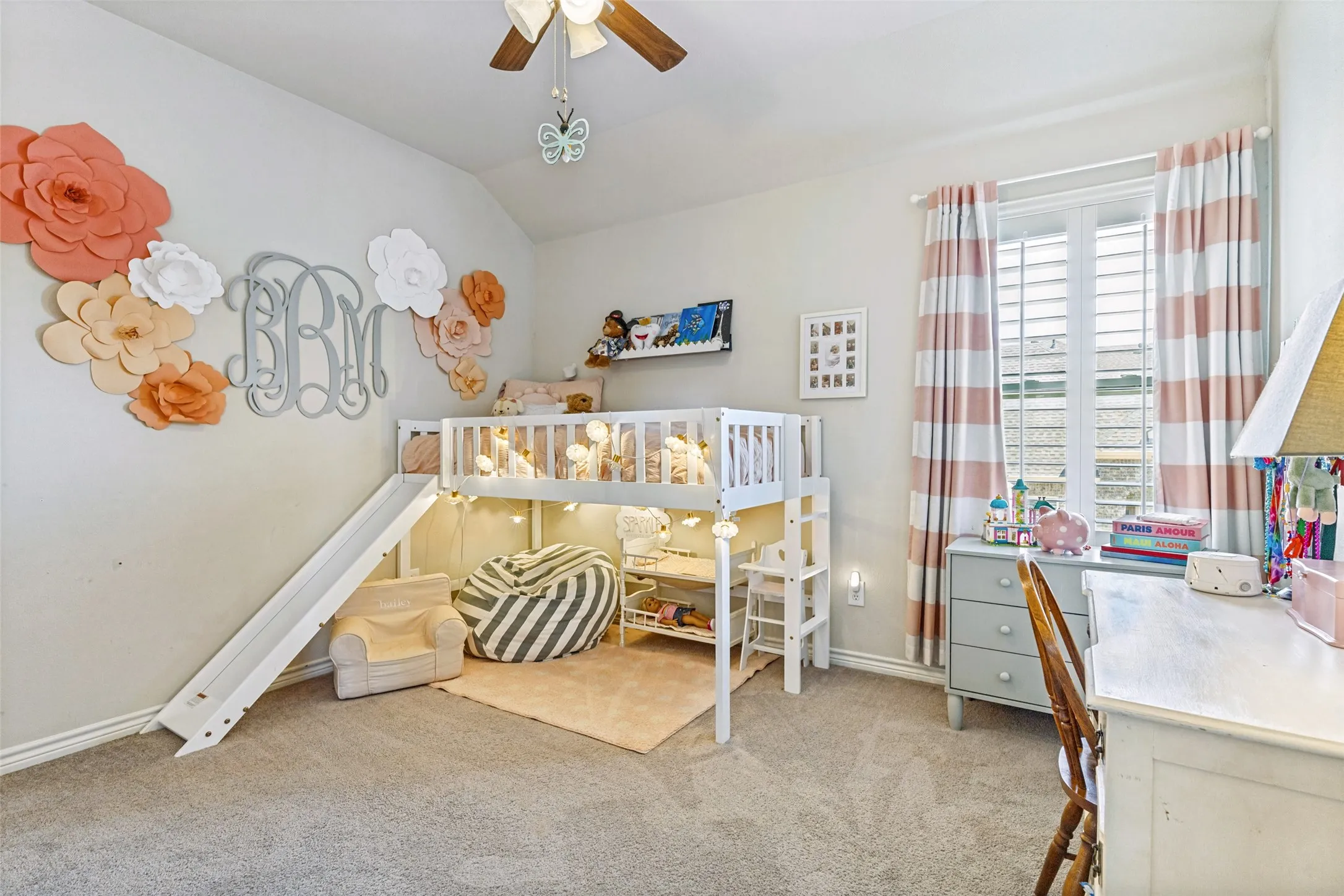 Single Family Residence For Sale in Parker County , 119 Blue Stem Lane, Aledo, Texas 76008, 4 Bedroom, 3 Bathroom, 2 Garage spaces, 2,902 Sqft, built in 2014, mls#21338071, Real Estate Agent in Aledo, Homes For Sale in Parker county, Homes For Sale in Aledo, Realtor in Aledo Texas, Real Estate Brokerage Independent Realty Texas, Luminita Cordes Realtor