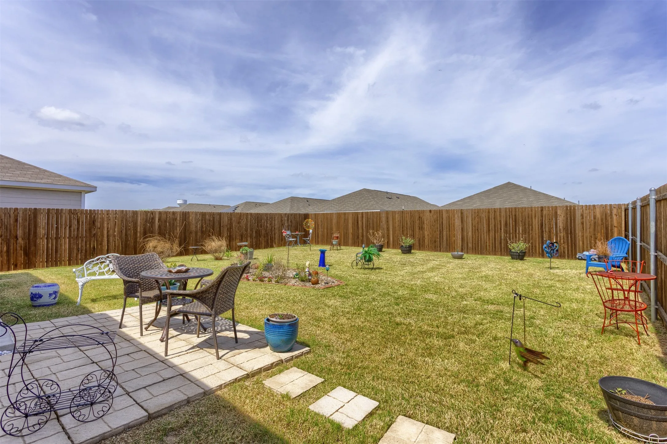 Single Family Residence For Sale in Collin County , 322 Ashbrook Way, Princeton, Texas 75407, 3 Bedroom, 2 Bathroom, 2 Garage spaces, 1,260 Sqft, built in 2023, mls#21312824, Real Estate Agent in Princeton, Homes For Sale in Collin county, Homes For Sale in Princeton, Realtor in Princeton Texas, Real Estate Brokerage Independent Realty Texas, Luminita Cordes Realtor