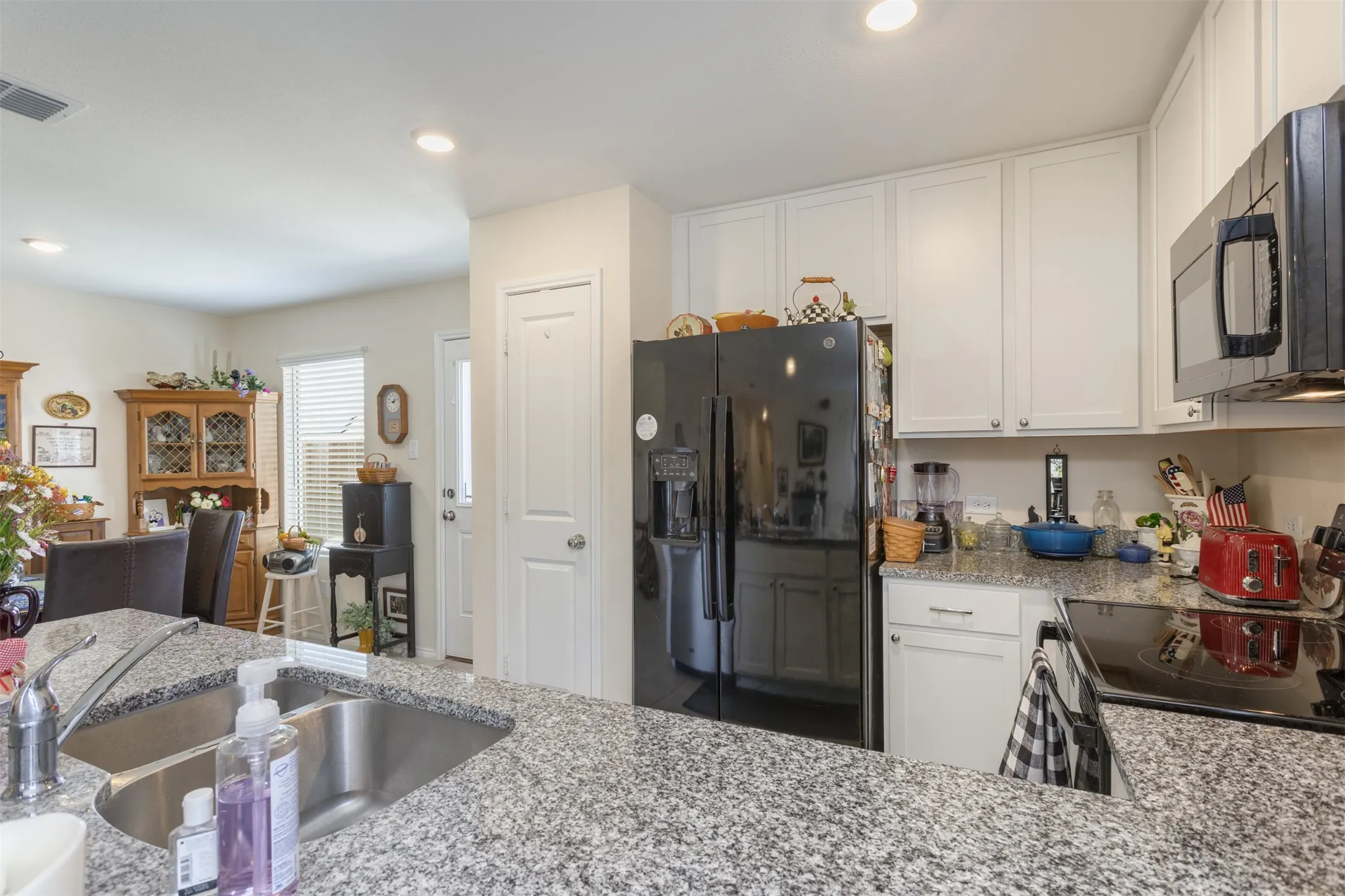 Single Family Residence For Sale in Collin County , 322 Ashbrook Way, Princeton, Texas 75407, 3 Bedroom, 2 Bathroom, 2 Garage spaces, 1,260 Sqft, built in 2023, mls#21312824, Real Estate Agent in Princeton, Homes For Sale in Collin county, Homes For Sale in Princeton, Realtor in Princeton Texas, Real Estate Brokerage Independent Realty Texas, Luminita Cordes Realtor