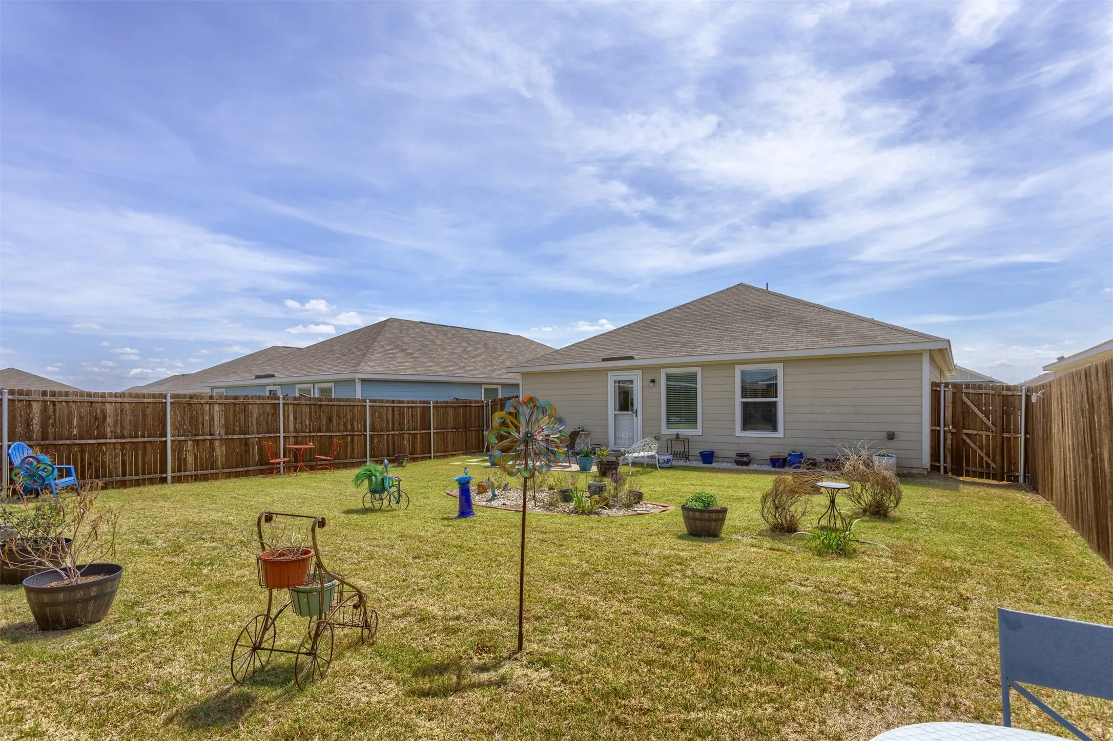 Single Family Residence For Sale in Collin County , 322 Ashbrook Way, Princeton, Texas 75407, 3 Bedroom, 2 Bathroom, 2 Garage spaces, 1,260 Sqft, built in 2023, mls#21312824, Real Estate Agent in Princeton, Homes For Sale in Collin county, Homes For Sale in Princeton, Realtor in Princeton Texas, Real Estate Brokerage Independent Realty Texas, Luminita Cordes Realtor