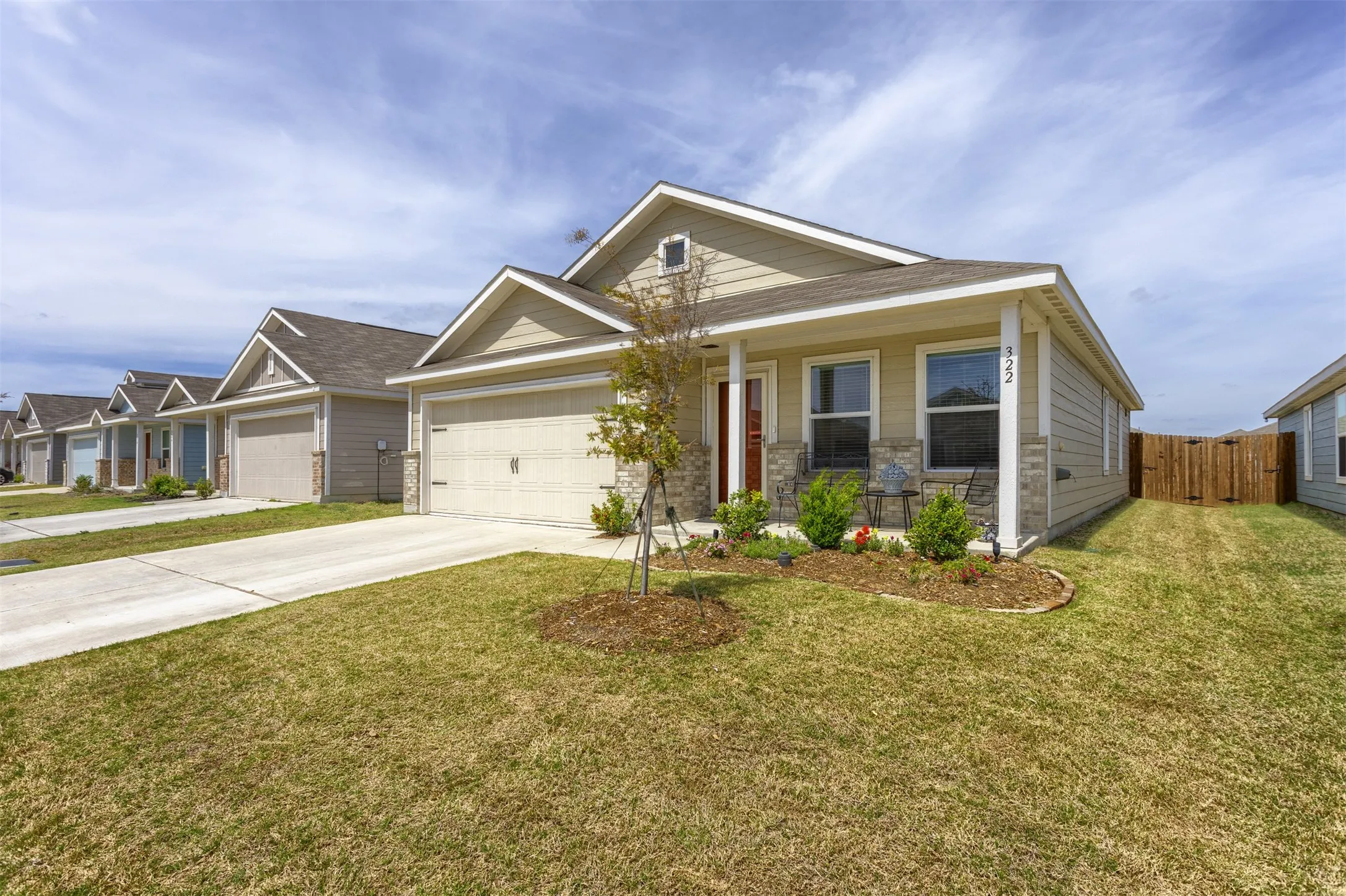 Single Family Residence For Sale in Collin County , 322 Ashbrook Way, Princeton, Texas 75407, 3 Bedroom, 2 Bathroom, 2 Garage spaces, 1,260 Sqft, built in 2023, mls#21312824, Real Estate Agent in Princeton, Homes For Sale in Collin county, Homes For Sale in Princeton, Realtor in Princeton Texas, Real Estate Brokerage Independent Realty Texas, Luminita Cordes Realtor