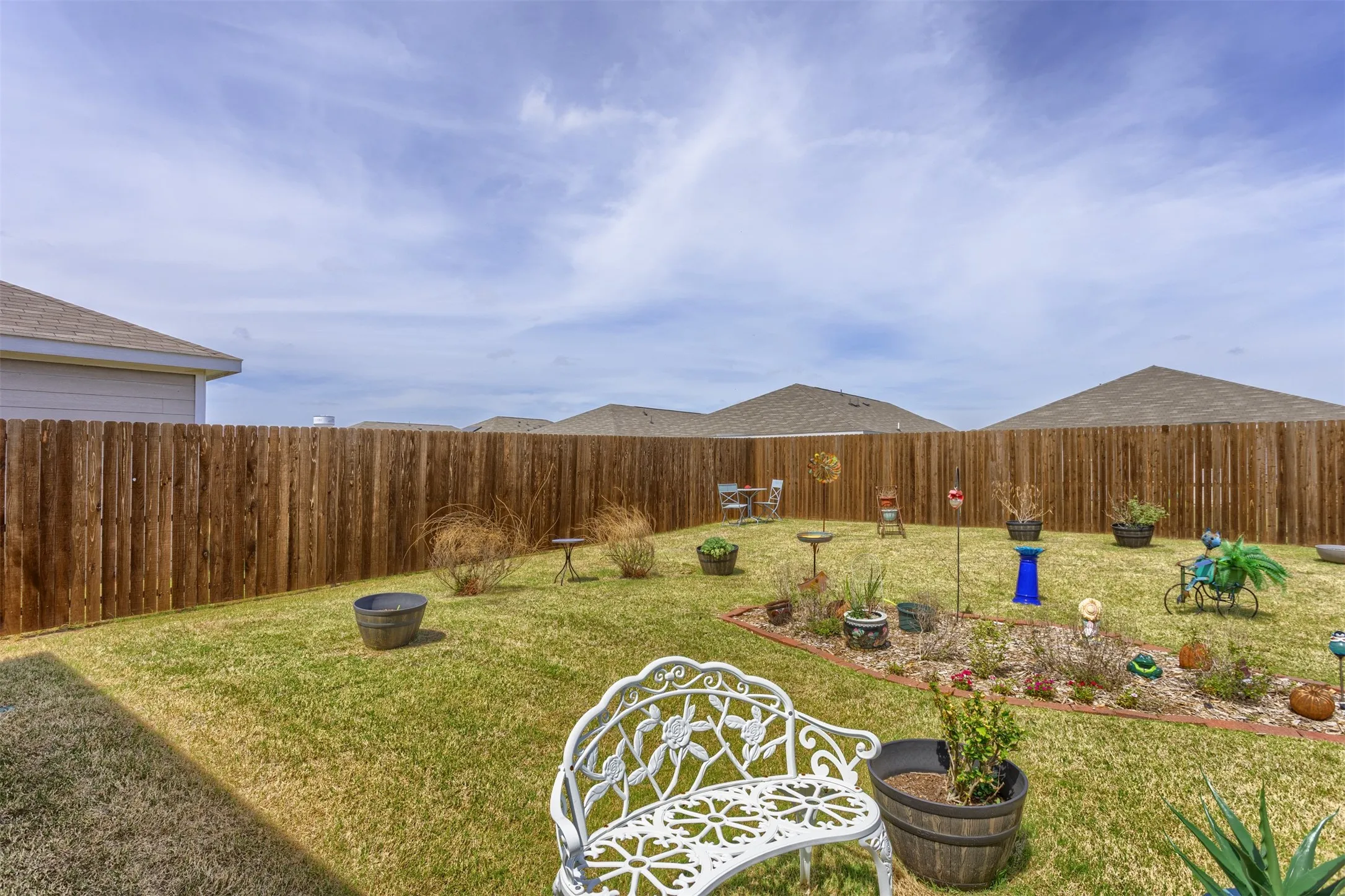 Single Family Residence For Sale in Collin County , 322 Ashbrook Way, Princeton, Texas 75407, 3 Bedroom, 2 Bathroom, 2 Garage spaces, 1,260 Sqft, built in 2023, mls#21312824, Real Estate Agent in Princeton, Homes For Sale in Collin county, Homes For Sale in Princeton, Realtor in Princeton Texas, Real Estate Brokerage Independent Realty Texas, Luminita Cordes Realtor