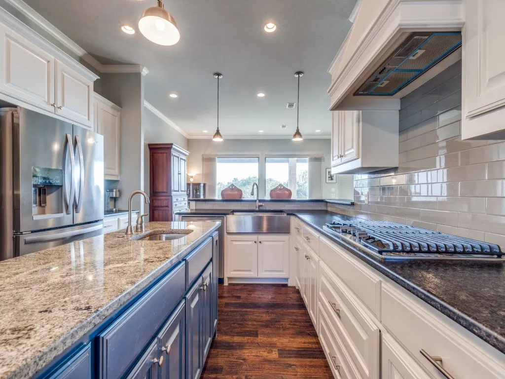 Single Family Residence For Sale in Wise County , 165 Cote D Azur Drive, Chico, Texas 76431, 4 Bedrooms, 5 Bathrooms, 4 Garage spaces, 3,178 Sqft, built in 2017, Price $1,290,000, mls#21336380, Real Estate Agent in Chico, Homes For Sale in Wise county, Homes For Sale in Chico, Realtor in Chico Texas, Real Estate Brokerage Independent Realty Texas, Luminita Cordes Realtor