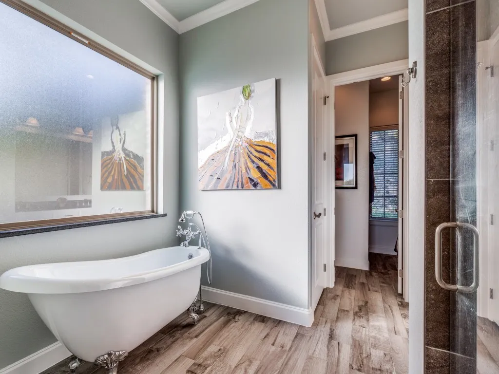 Single Family Residence For Sale in Wise County , 165 Cote D Azur Drive, Chico, Texas 76431, 4 Bedrooms, 5 Bathrooms, 4 Garage spaces, 3,178 Sqft, built in 2017, Price $1,290,000, mls#21336380, Real Estate Agent in Chico, Homes For Sale in Wise county, Homes For Sale in Chico, Realtor in Chico Texas, Real Estate Brokerage Independent Realty Texas, Luminita Cordes Realtor