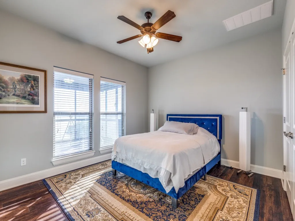 Single Family Residence For Sale in Wise County , 165 Cote D Azur Drive, Chico, Texas 76431, 4 Bedrooms, 5 Bathrooms, 4 Garage spaces, 3,178 Sqft, built in 2017, Price $1,290,000, mls#21336380, Real Estate Agent in Chico, Homes For Sale in Wise county, Homes For Sale in Chico, Realtor in Chico Texas, Real Estate Brokerage Independent Realty Texas, Luminita Cordes Realtor