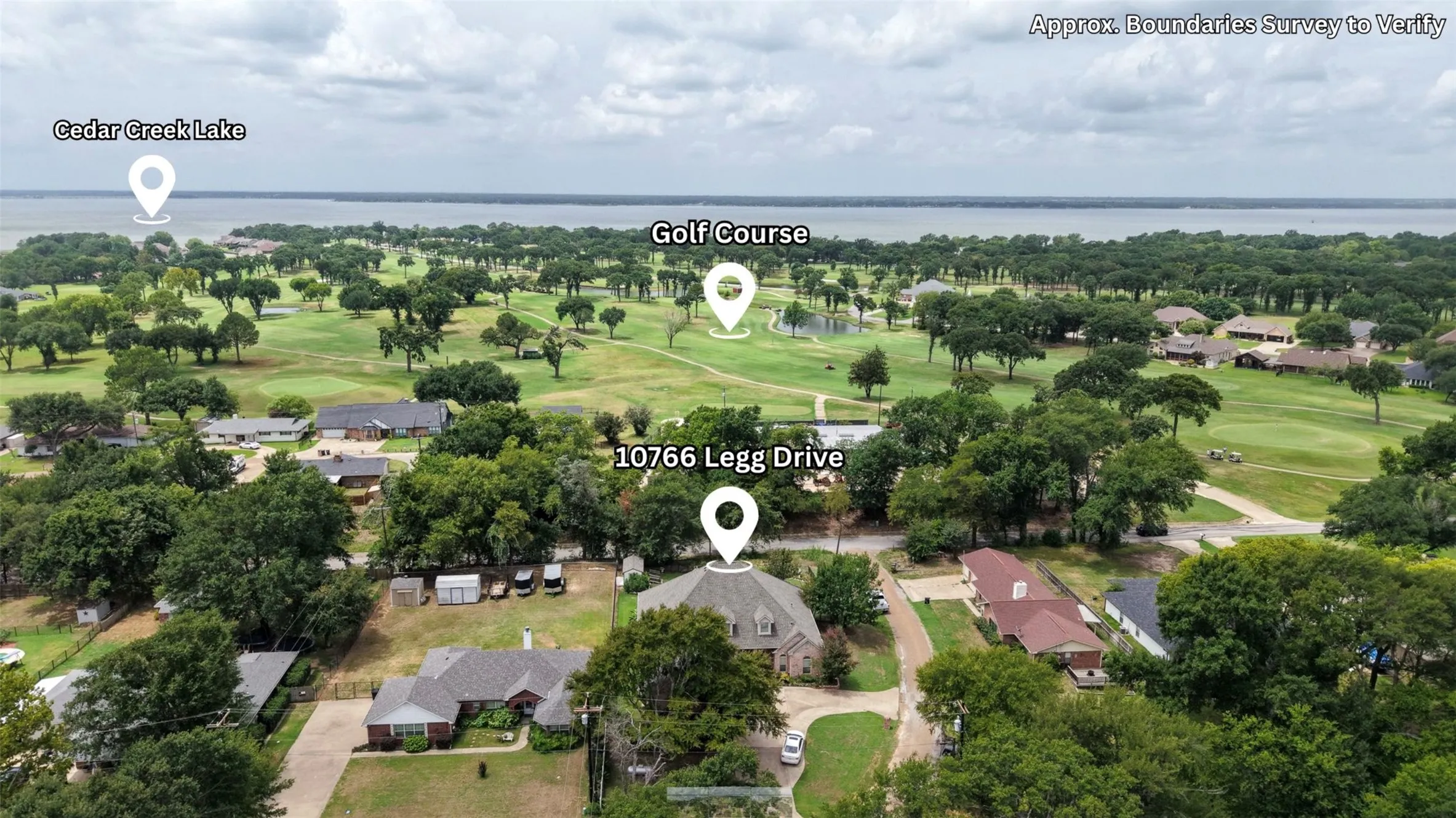 Single Family Residence For Sale in Kaufman County , 10776 Legg Drive, Kemp, Texas 75143, 4 Bedroom, 5 Bathroom, 3 Garage spaces, 3,004 Sqft, built in 2000, mls#21333963, Real Estate Agent in Kemp, Homes For Sale in Kaufman county, Homes For Sale in Kemp, Realtor in Kemp Texas, Real Estate Brokerage Independent Realty Texas, Luminita Cordes Realtor