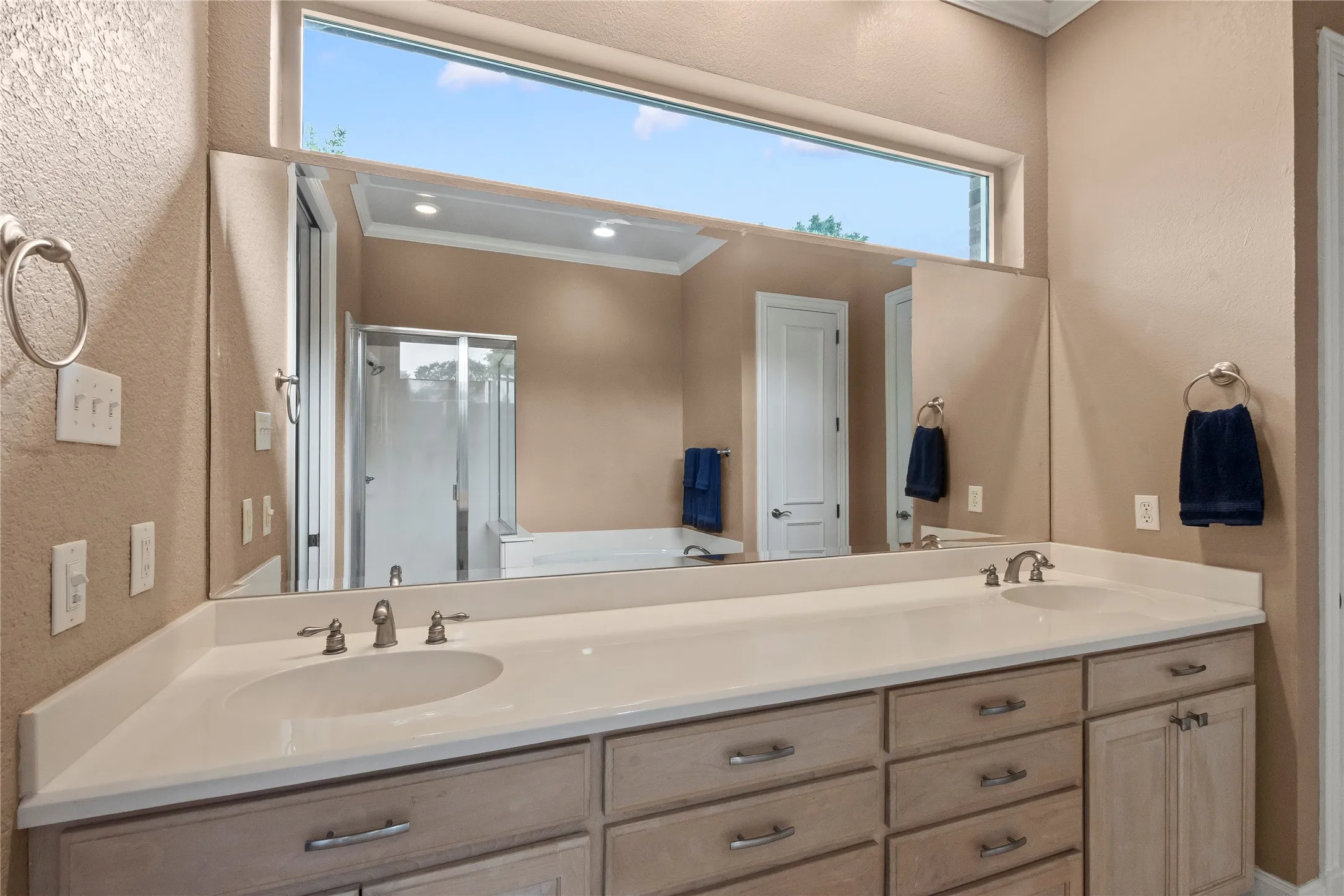 Primary Ensuite