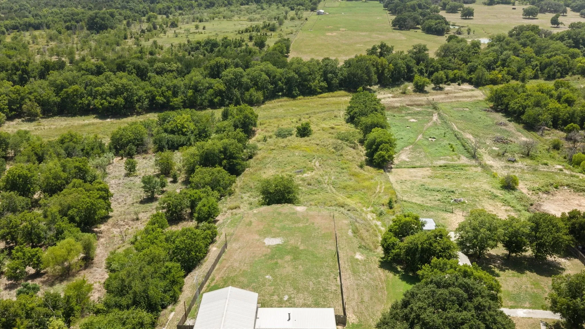Office For Sale in Erath County , 1050 S Graham Street, Stephenville, Texas 76401, 0, 0, Garage spaces, 6,500 Sqft, built in 2004, Price $1,300,000, mls#21337866, Real Estate Agent in Stephenville, Homes For Sale in Erath county, Homes For Sale in Stephenville, Realtor in Stephenville Texas, Real Estate Brokerage Independent Realty Texas, Luminita Cordes Realtor