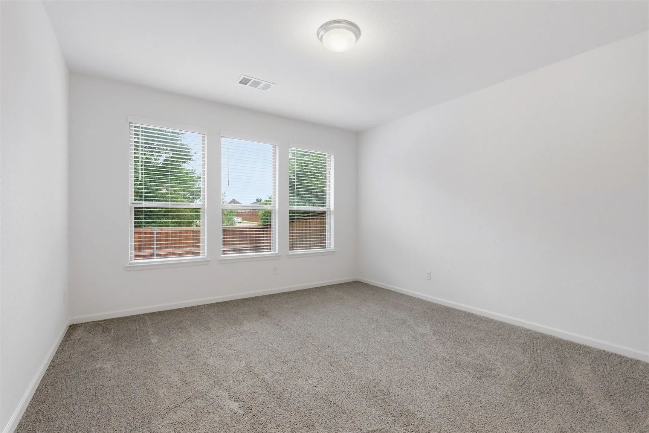 Single Family Residence For Rent in Denton County , 9344 Buckeye Bend, Little Elm, Texas 75068, 4 Bedroom, 3 Bathroom, 2 Garage spaces, 2,500 Sqft, built in 2024, mls#21337985, Real Estate Agent in Little Elm, Homes For Rent in Denton county, Homes For Rent in Little Elm, Realtor in Little Elm Texas, Real Estate Brokerage Independent Realty Texas, Luminita Cordes Realtor