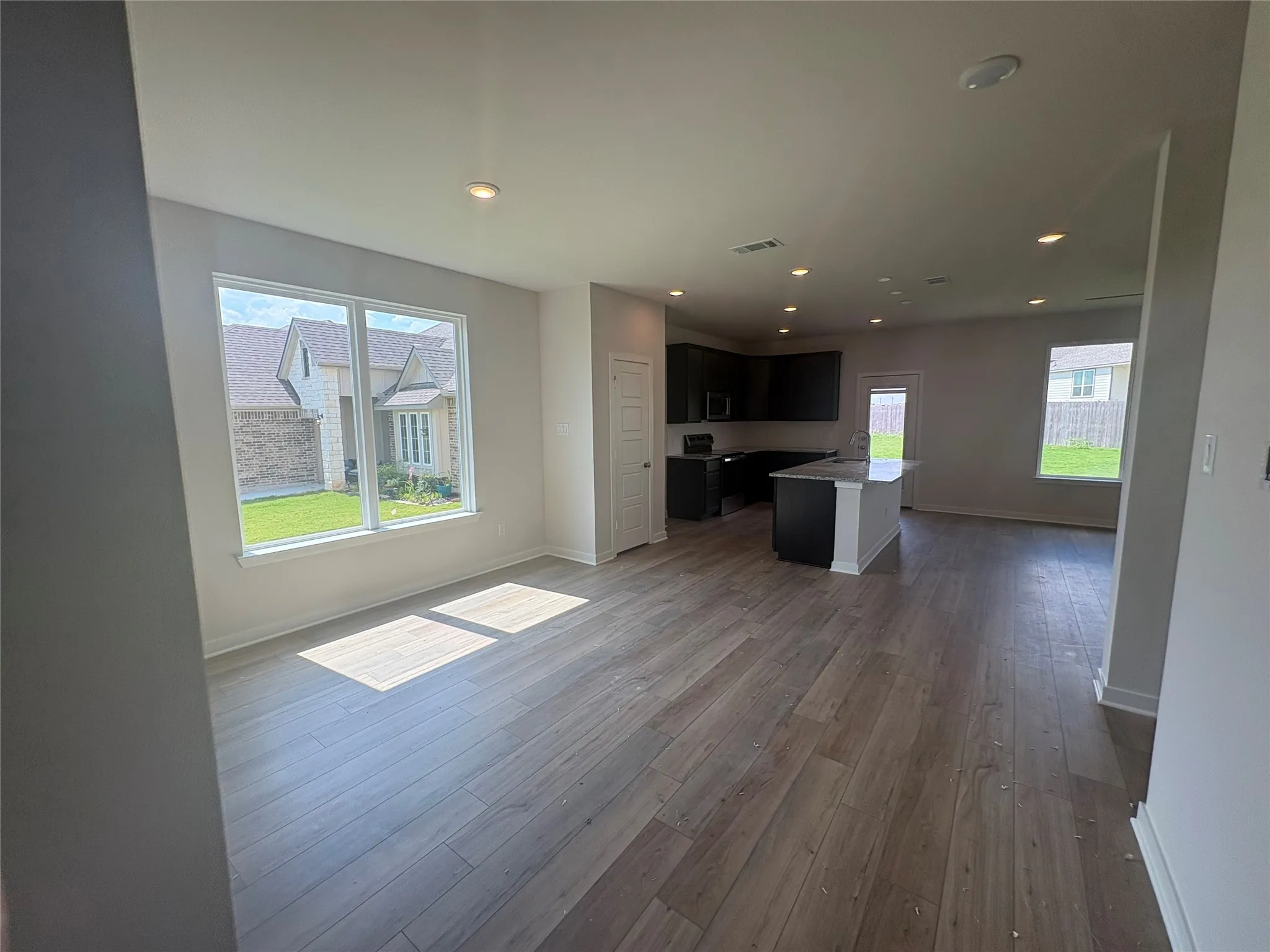 Single Family Residence For Sale in Mc Lennan County , 11533 Themis Court, Lorena, Texas 76655, 5 Bedroom, 4 Bathroom, 2 Garage spaces, 2,577 Sqft, built in 2026, mls#21338100, Real Estate Agent in Lorena, Homes For Sale in Mc Lennan county, Homes For Sale in Lorena, Realtor in Lorena Texas, Real Estate Brokerage Independent Realty Texas, Luminita Cordes Realtor