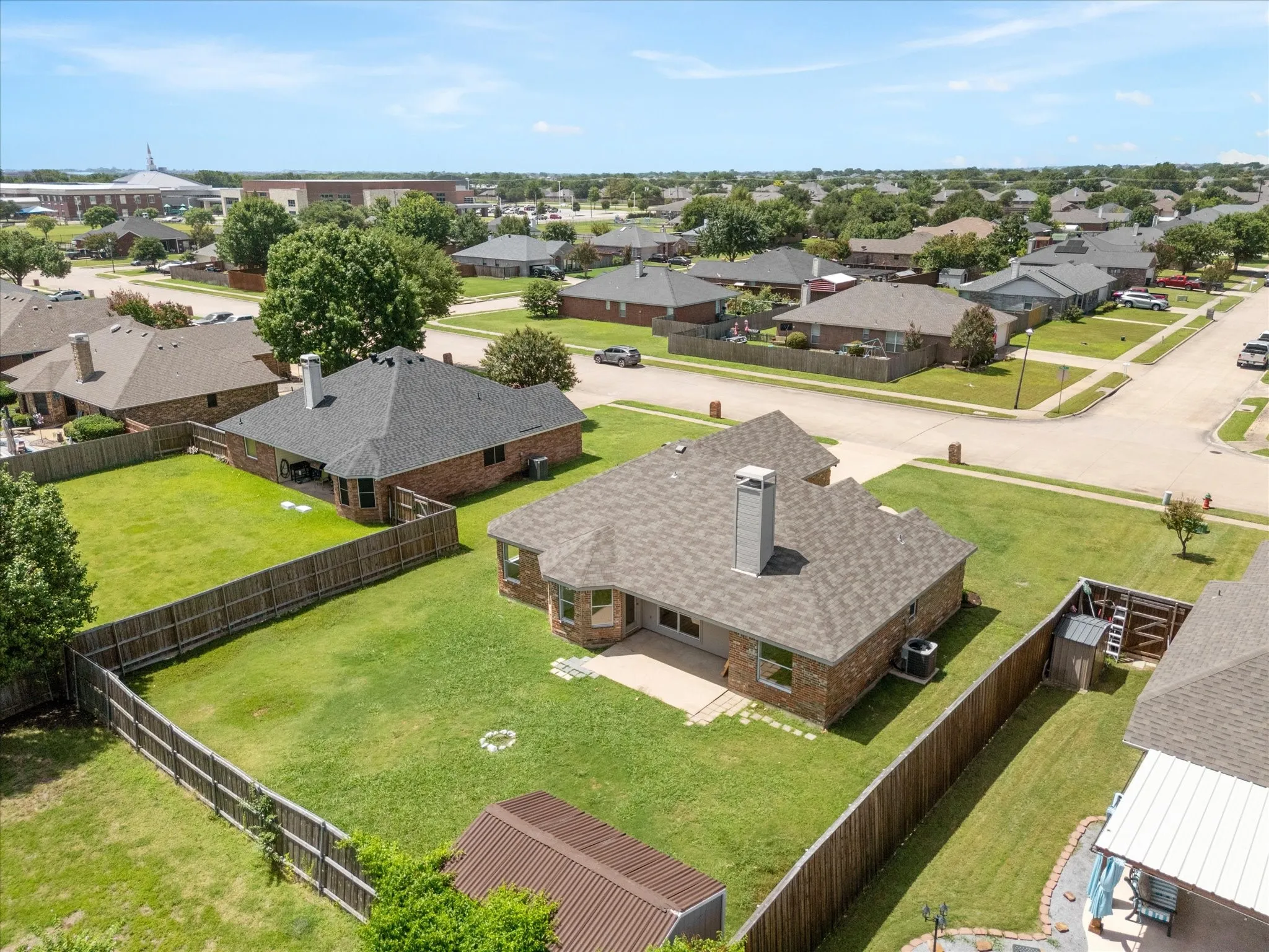 Single Family Residence For Sale in Kaufman County , 509 E Church Street, Forney, Texas 75126, 3 Bedroom, 2 Bathroom, 2 Garage spaces, 1,612 Sqft, built in 2002, mls#21337951, Real Estate Agent in Forney, Homes For Sale in Kaufman county, Homes For Sale in Forney, Realtor in Forney Texas, Real Estate Brokerage Independent Realty Texas, Luminita Cordes Realtor